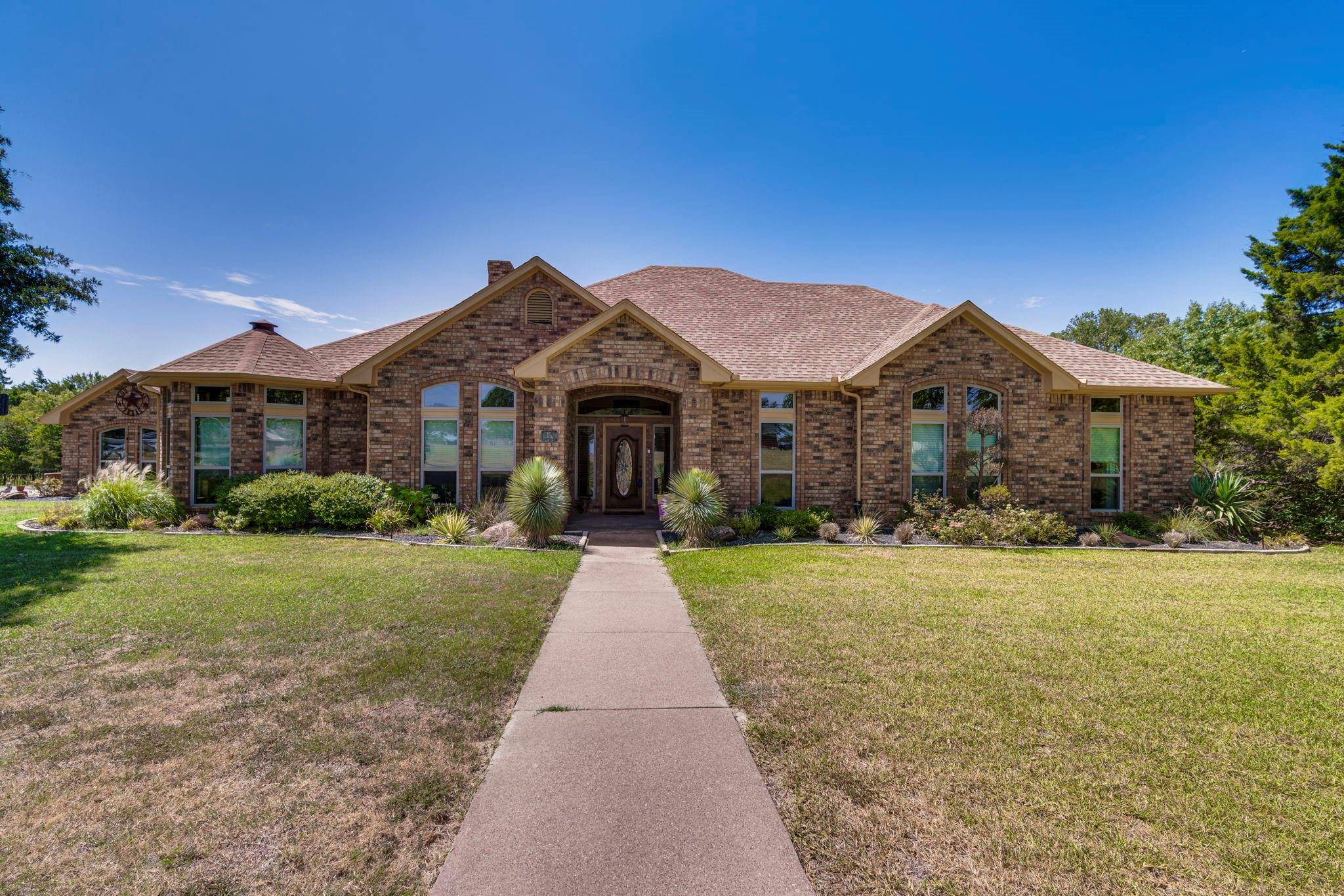 Waxahachie, TX 75165,520 Becky Lane