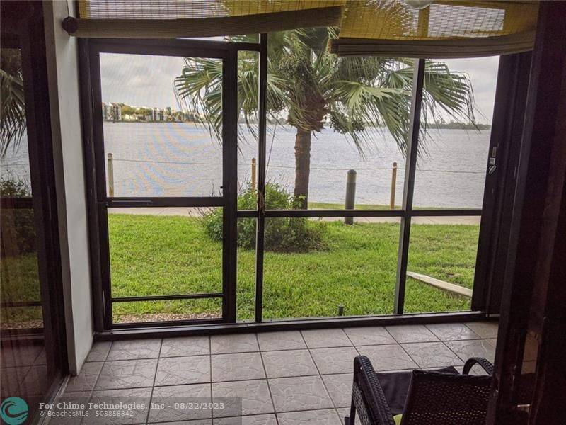 Oakland Park, FL 33309,112 Lake Emerald Dr  #109