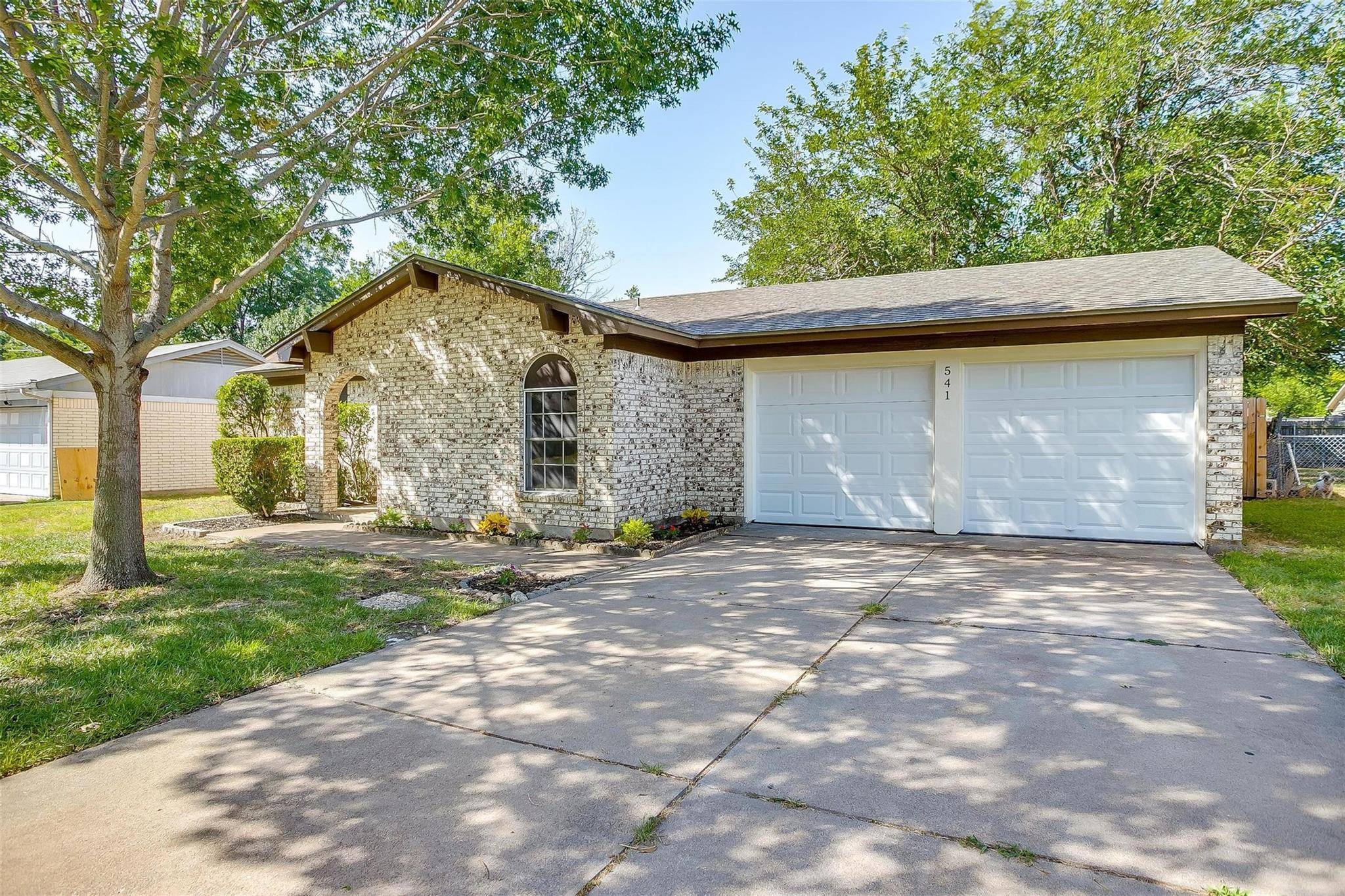 Burleson, TX 76028,541 NW Barbara Lane