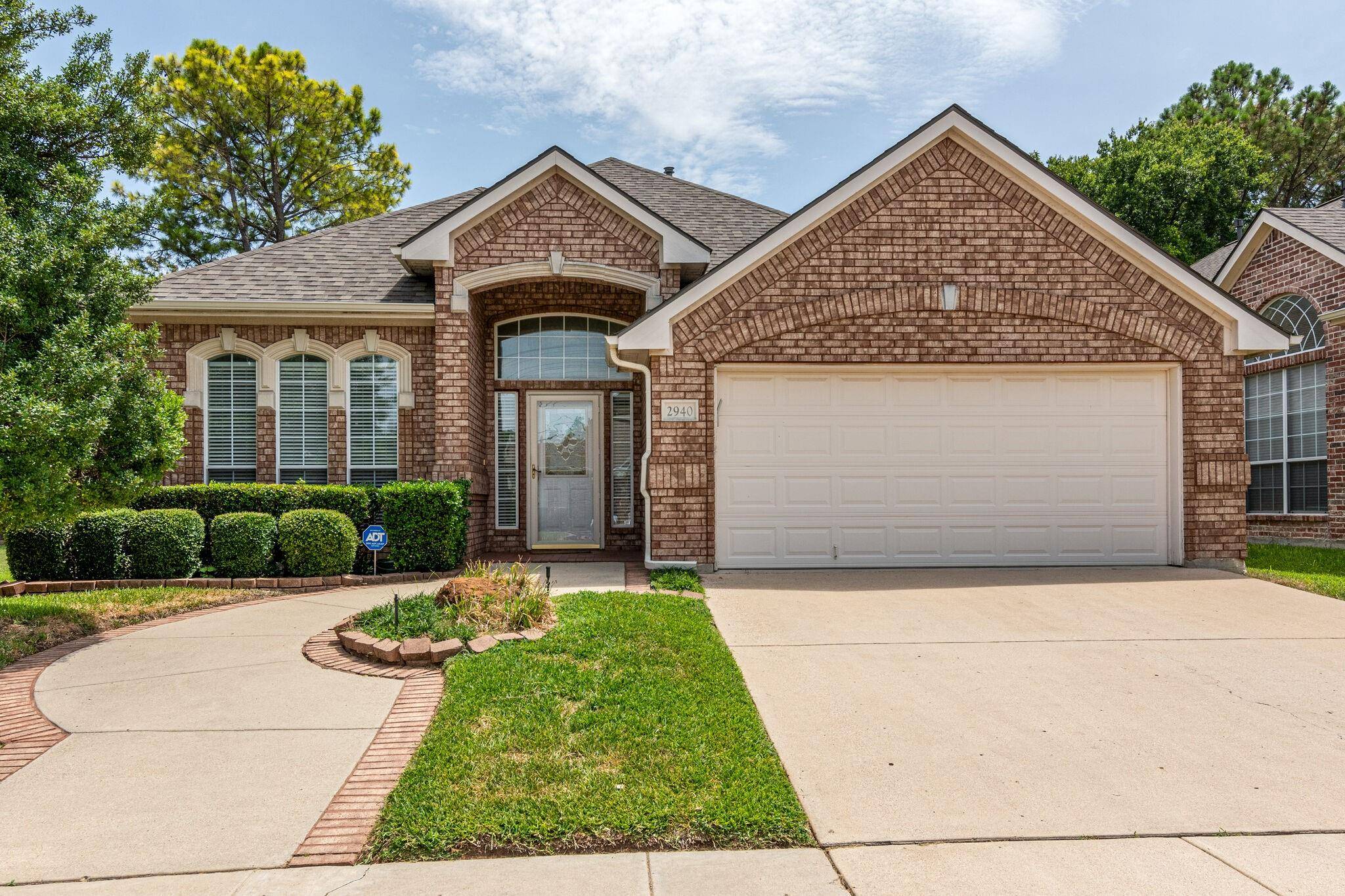 Bedford, TX 76021,2940 Windstone Court