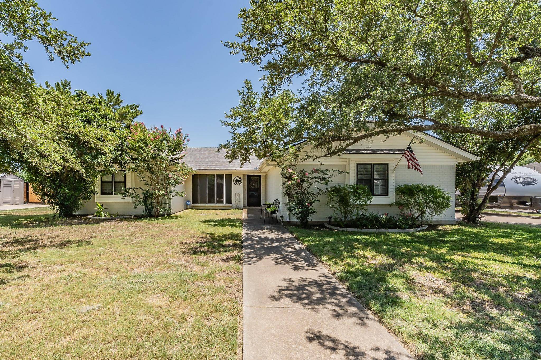 Cleburne, TX 76033,1329 Hemphill Drive