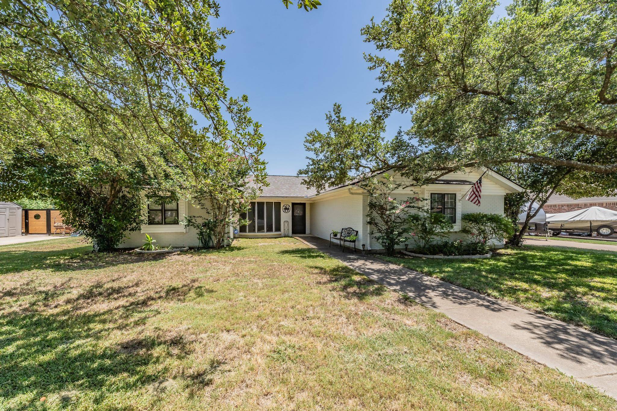 Cleburne, TX 76033,1329 Hemphill Drive