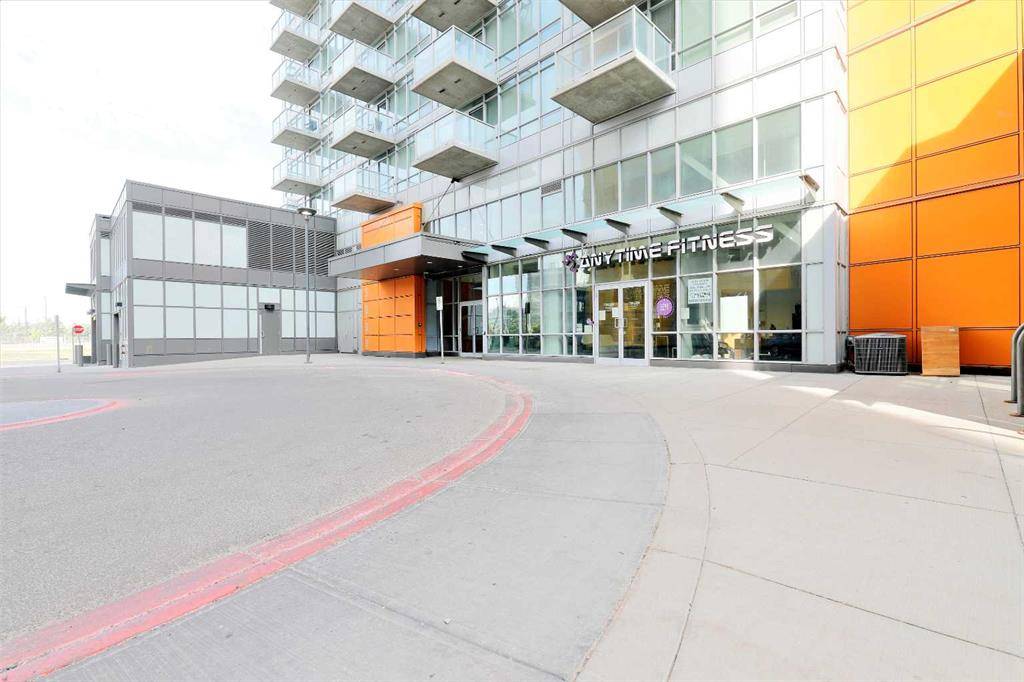 Calgary, AB T2L 1K8,3830 Brentwood RD NW #1906