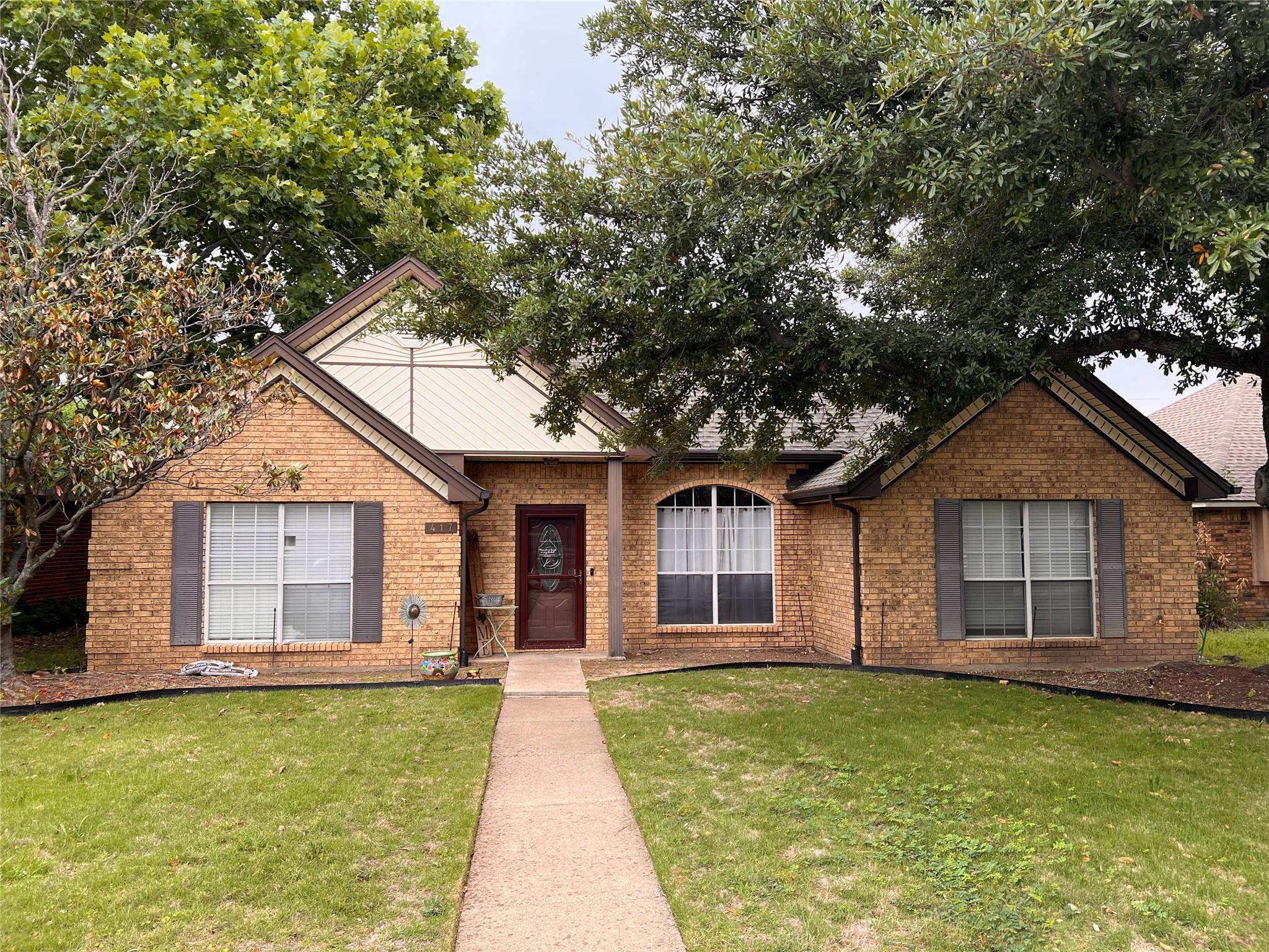 Wylie, TX 75098,417 N Gaston Drive