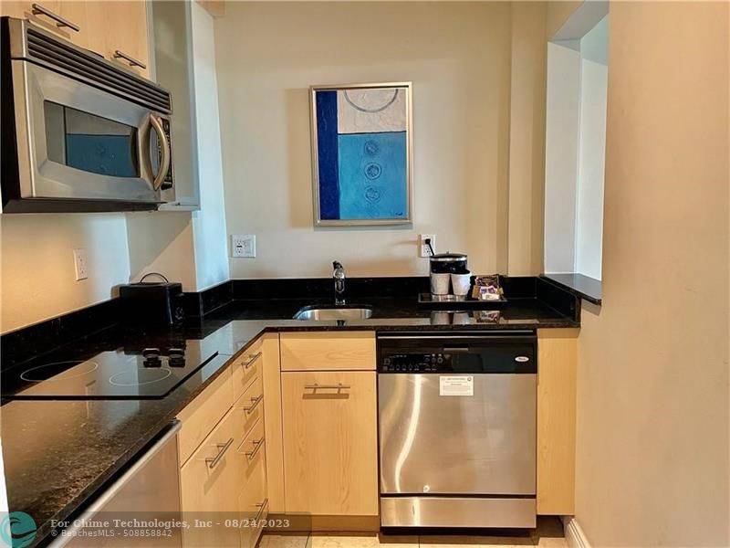 Fort Lauderdale, FL 33304,2670 E Sunrise Boulevard  #303