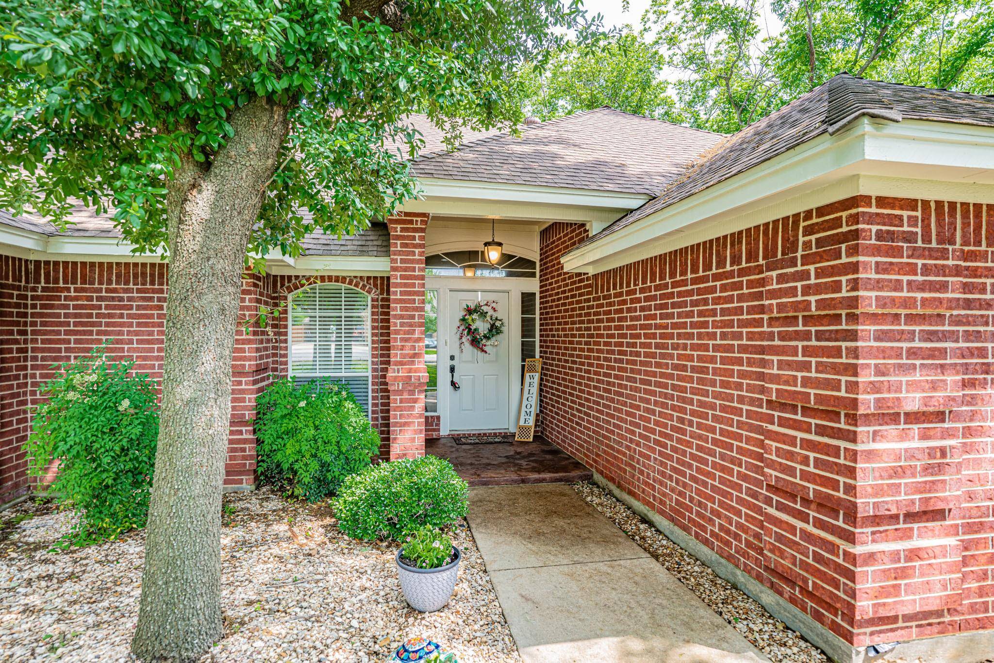 Granbury, TX 76049,9307 S Longwood Drive