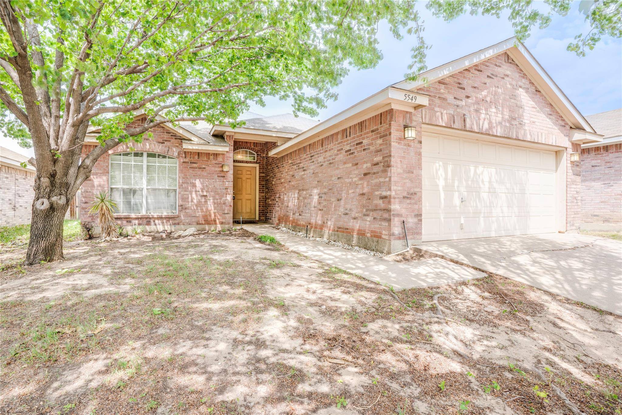 Watauga, TX 76137,5549 Ridge View Drive