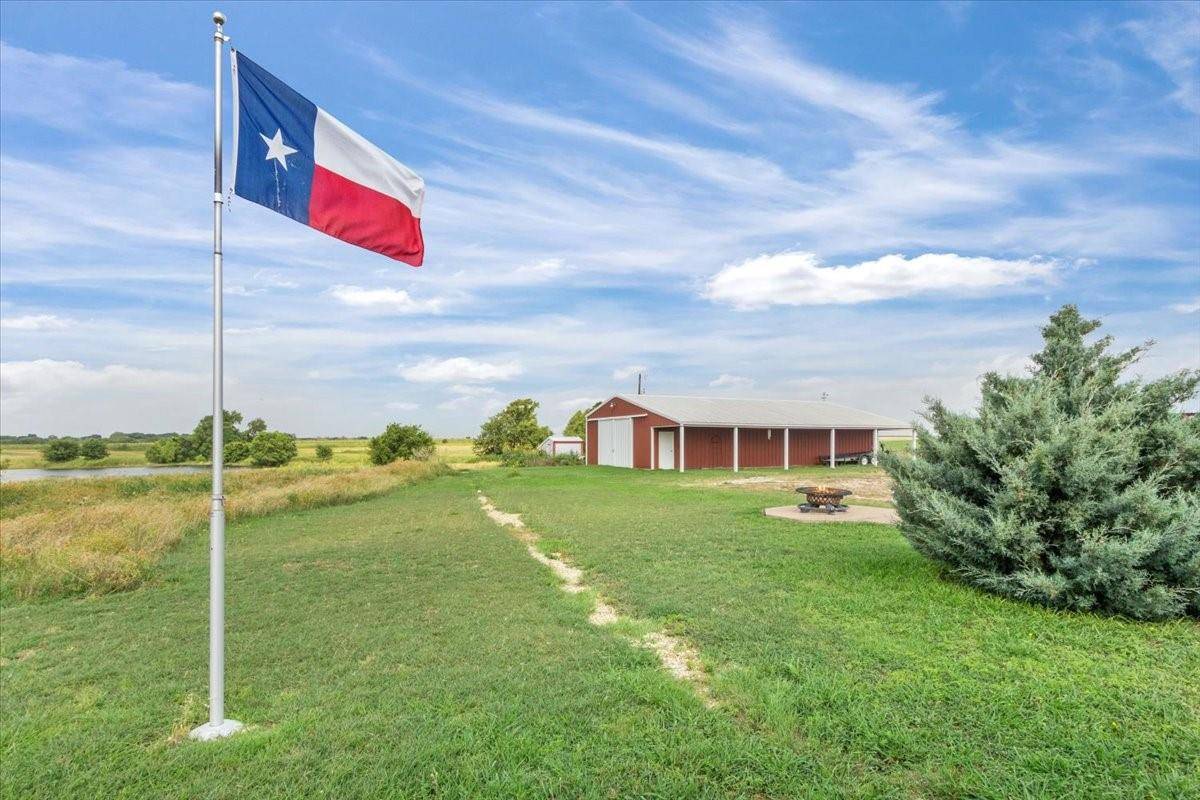 Hubbard, TX 76648,155 Hcr 3304 Road