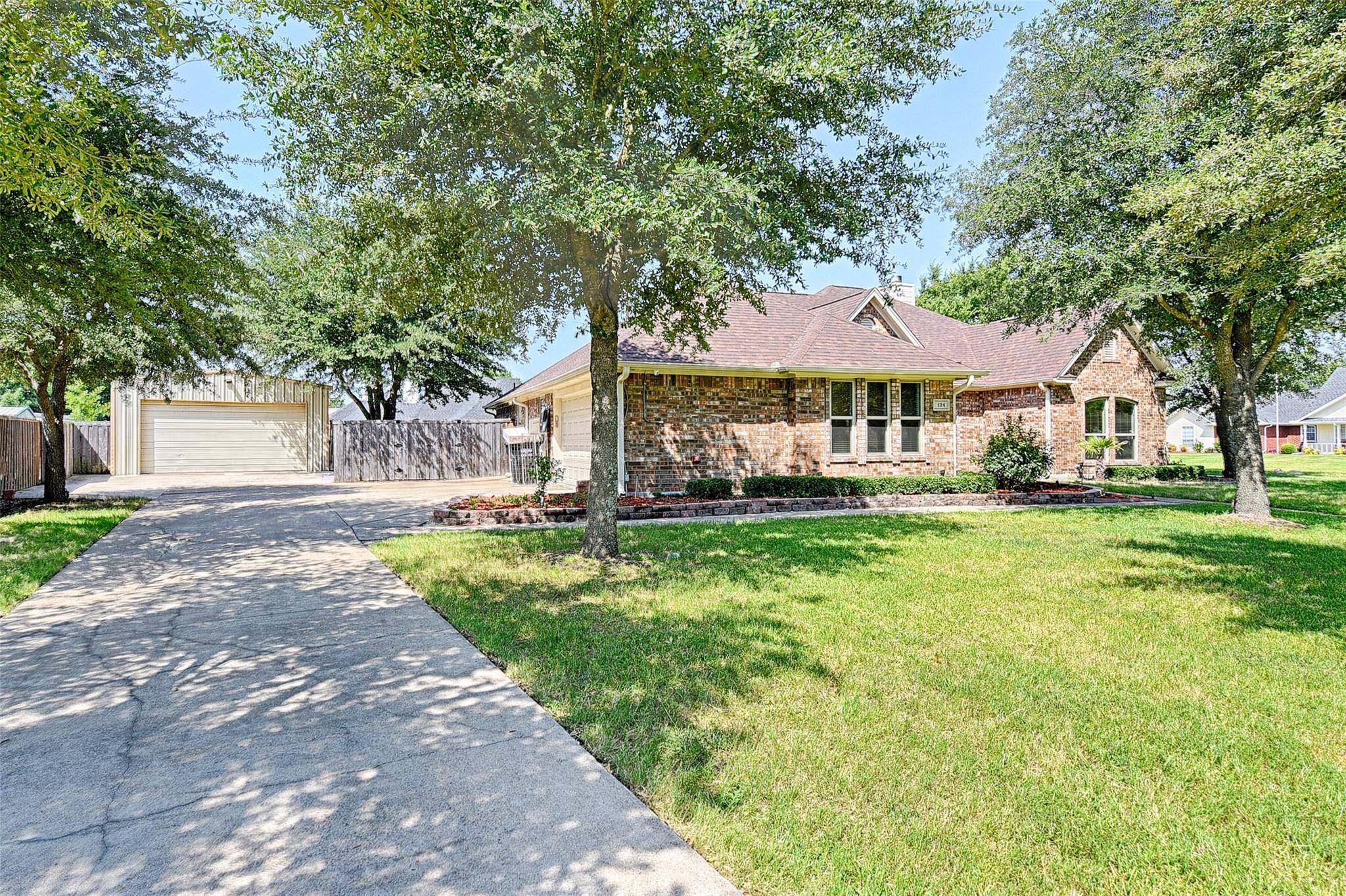 Crandall, TX 75114,124 Fairway Lane