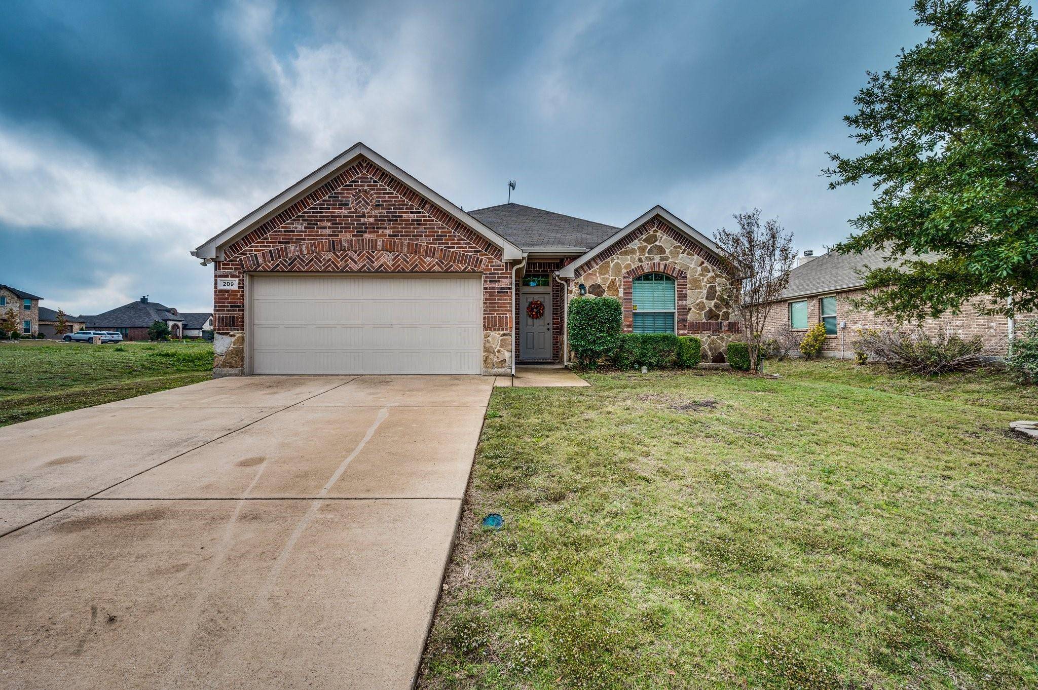 Waxahachie, TX 75165,209 Thoroughbred Street