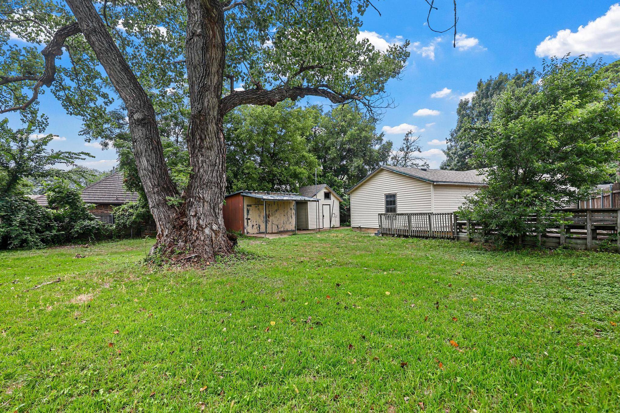 Forest Hill, TX 76119,5701 Forest Oaks Drive