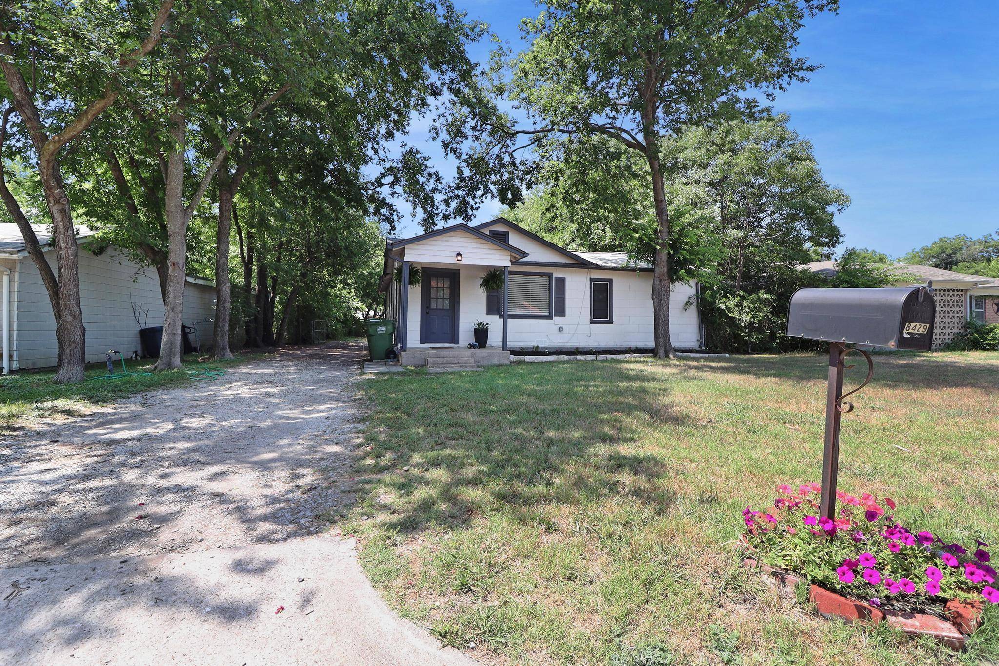 White Settlement, TX 76108,8429 Hanon Drive