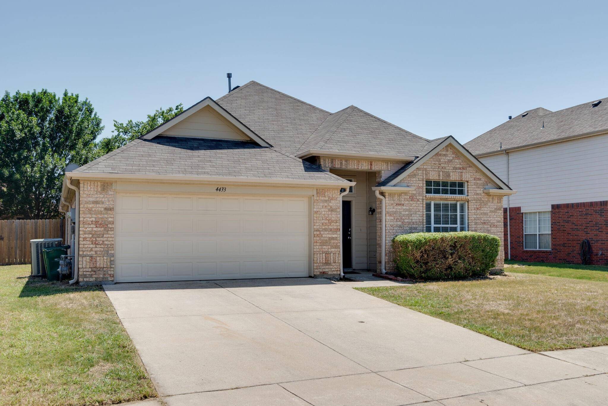 Corinth, TX 76208,4433 Spanish Oak Circle