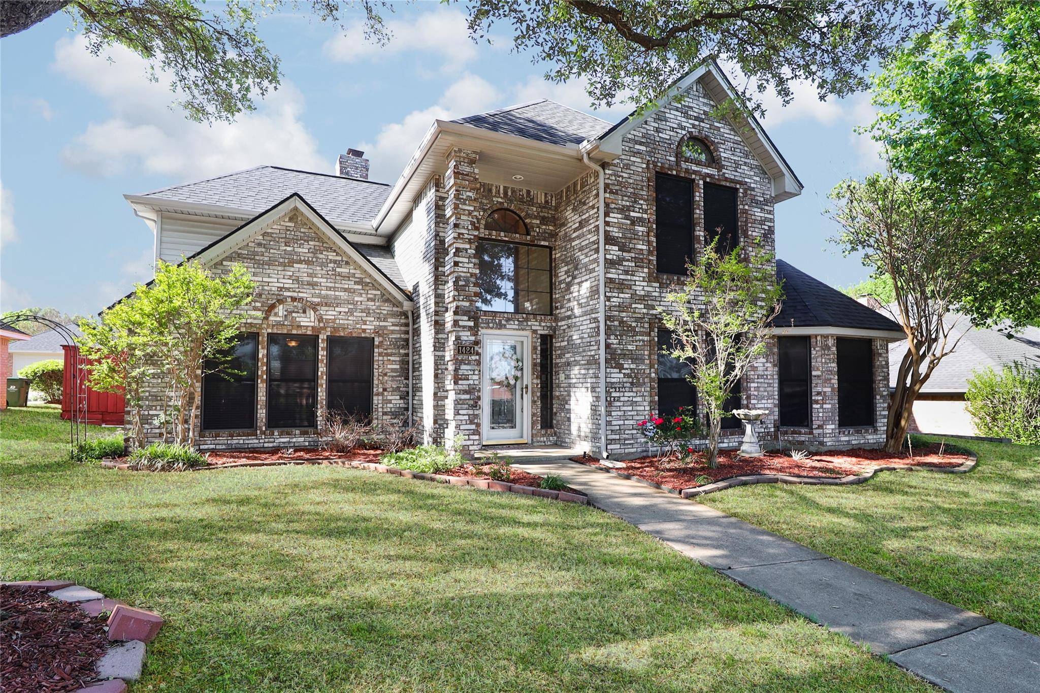 Desoto, TX 75115,1424 Cobblestone Drive