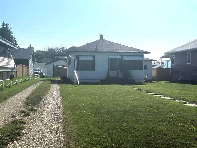 Innisfail, AB T4G 1J8,4132 49 AVE