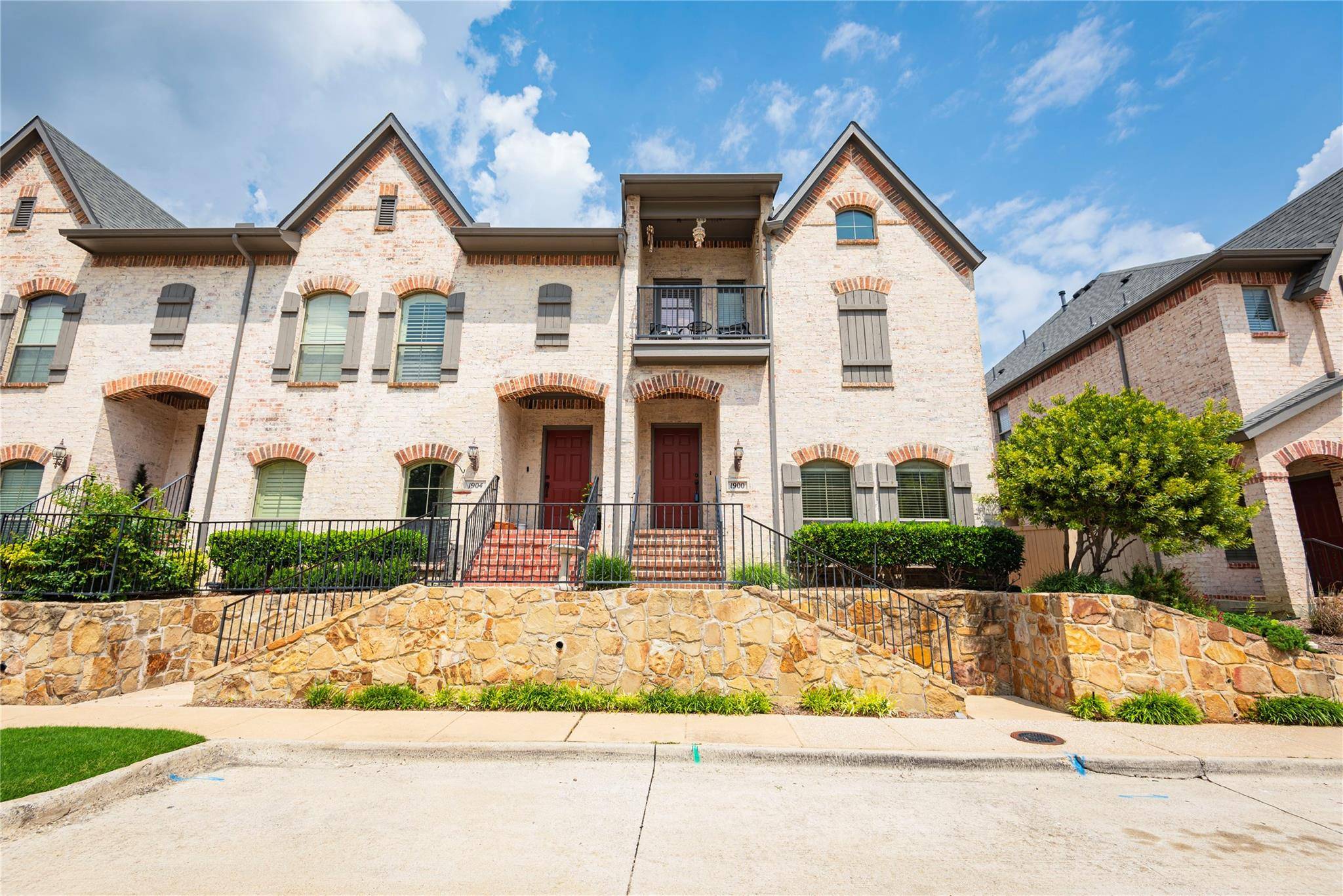 Mckinney, TX 75072,1900 Desoto Drive