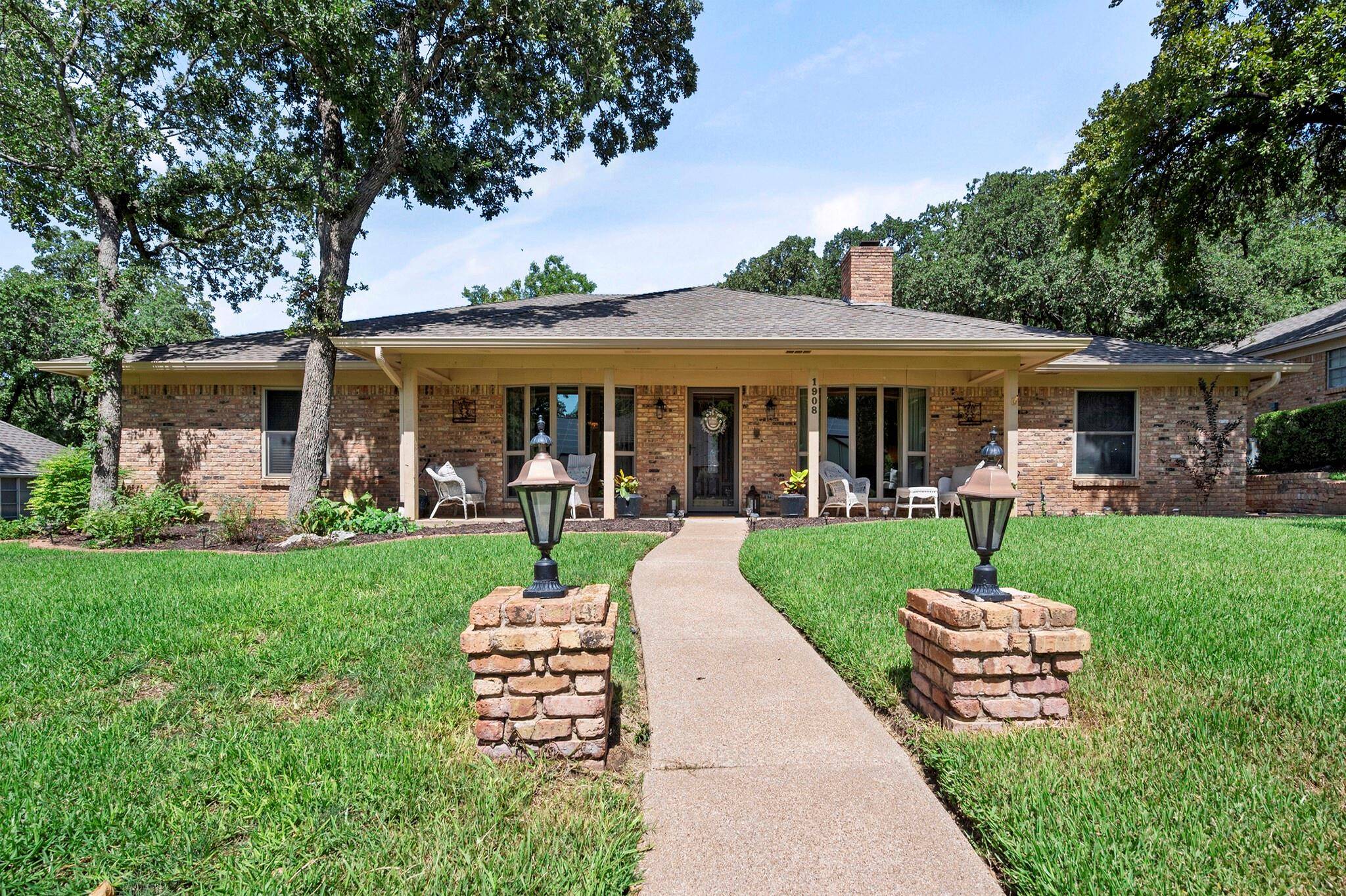 Fort Worth, TX 76112,1908 Druid Lane