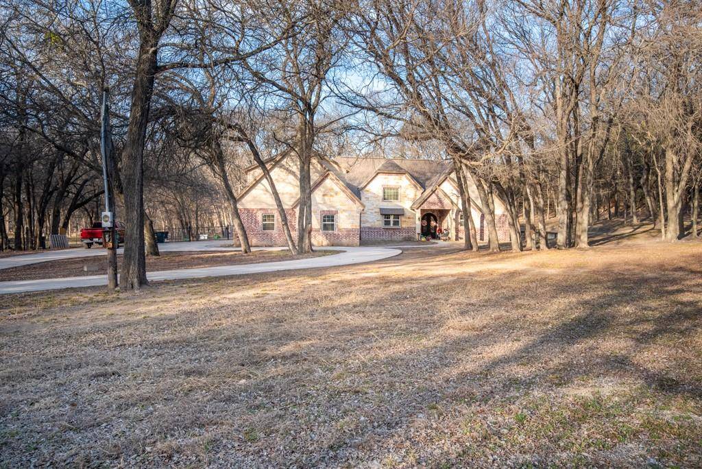 Cresson, TX 76035,221 Bluebonnet Court