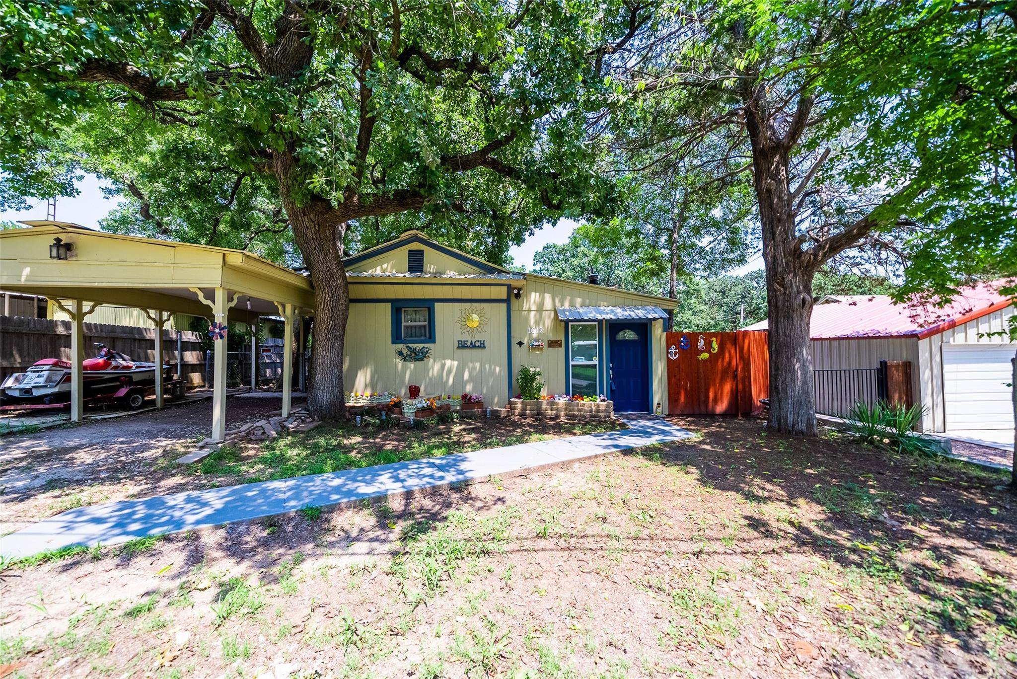 Gordonville, TX 76245,1612 Hillcrest Circle