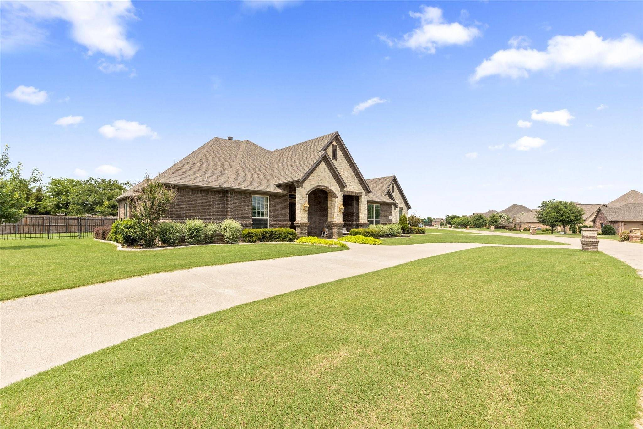 Burleson, TX 76028,938 Prairie Timber Road