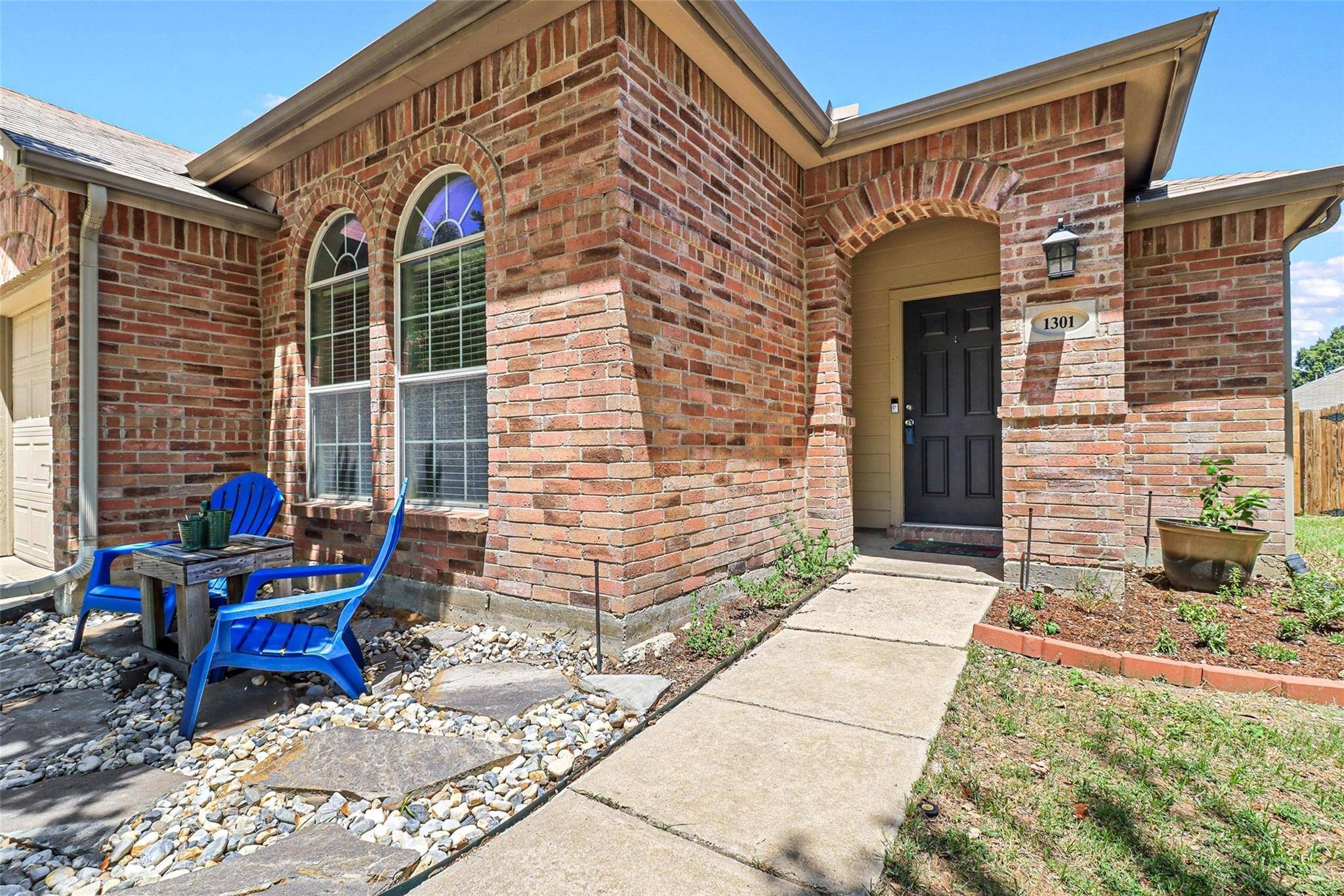 Aubrey, TX 76227,1301 Mockingbird Drive