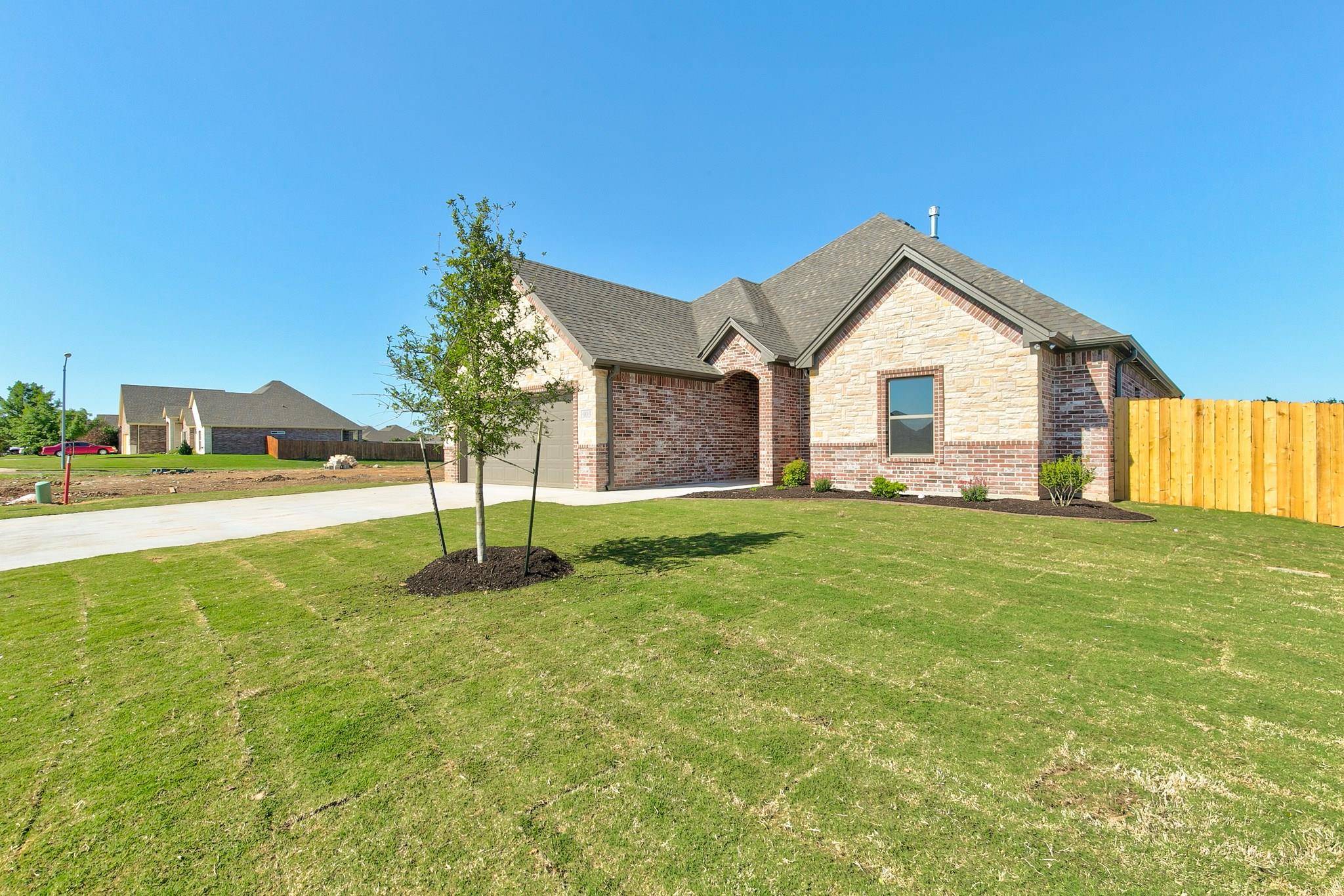 Cleburne, TX 76033,903 Bent Wood Lane