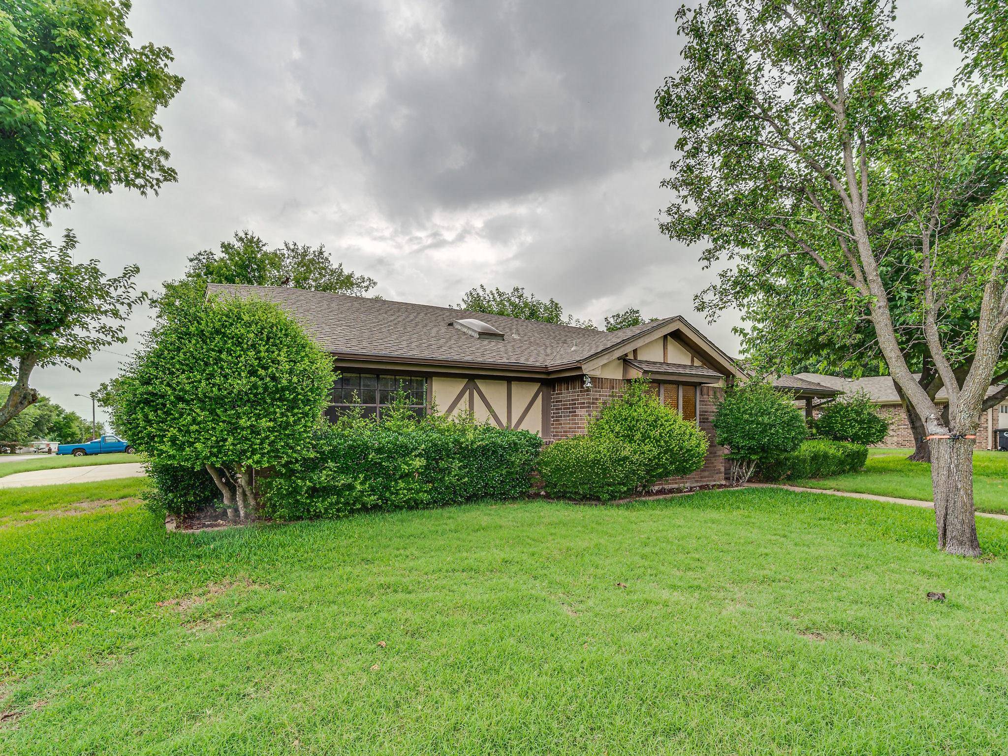 Cleburne, TX 76033,412 Rolling Hill