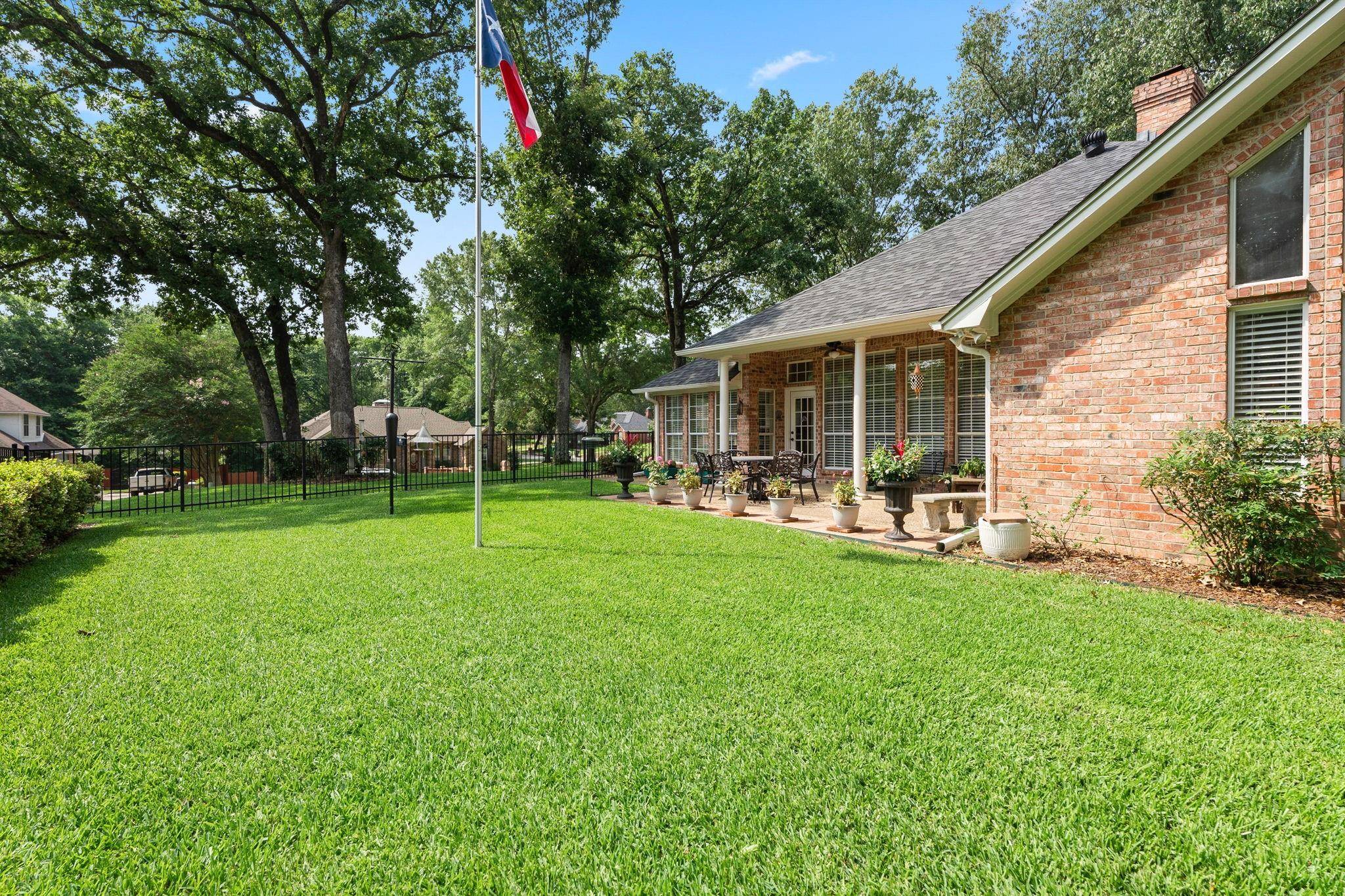 Tyler, TX 75707,4008 Lazy Creek Drive