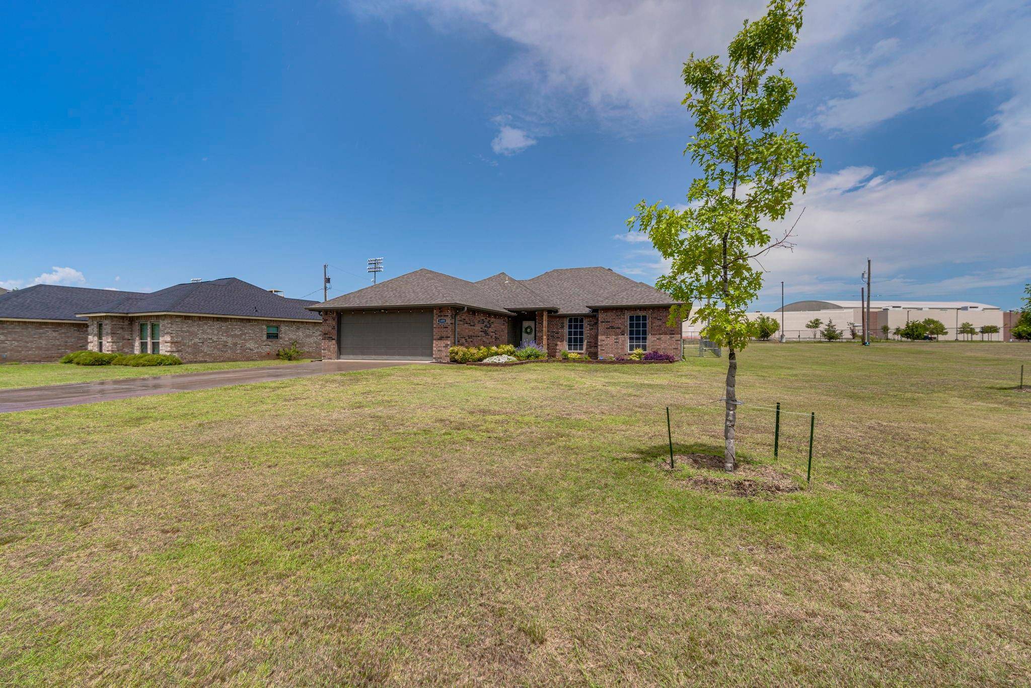 Midlothian, TX 76065,1400 S 5th Street