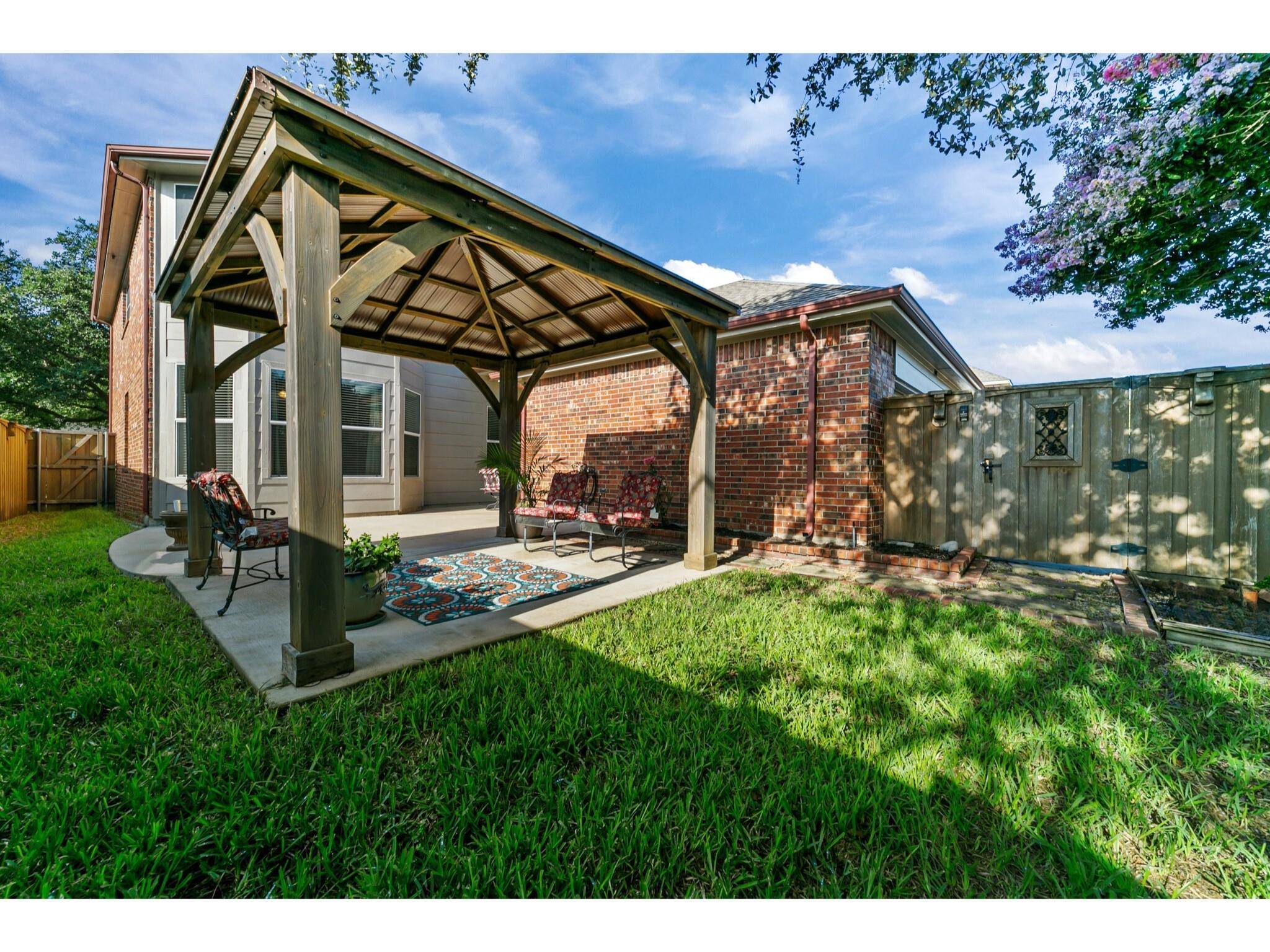 Allen, TX 75002,1607 Woodstream Lane