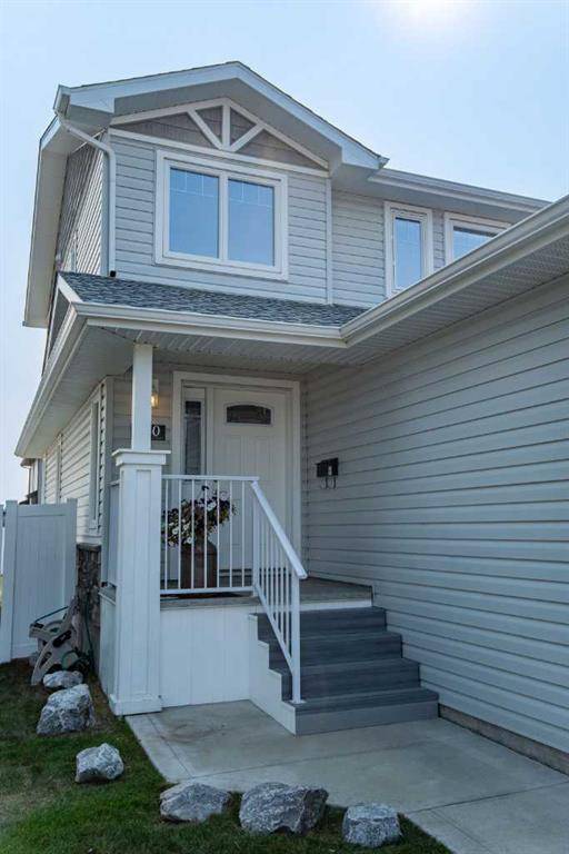 Blackfalds, AB T4M 0J5,160 Almond CRES