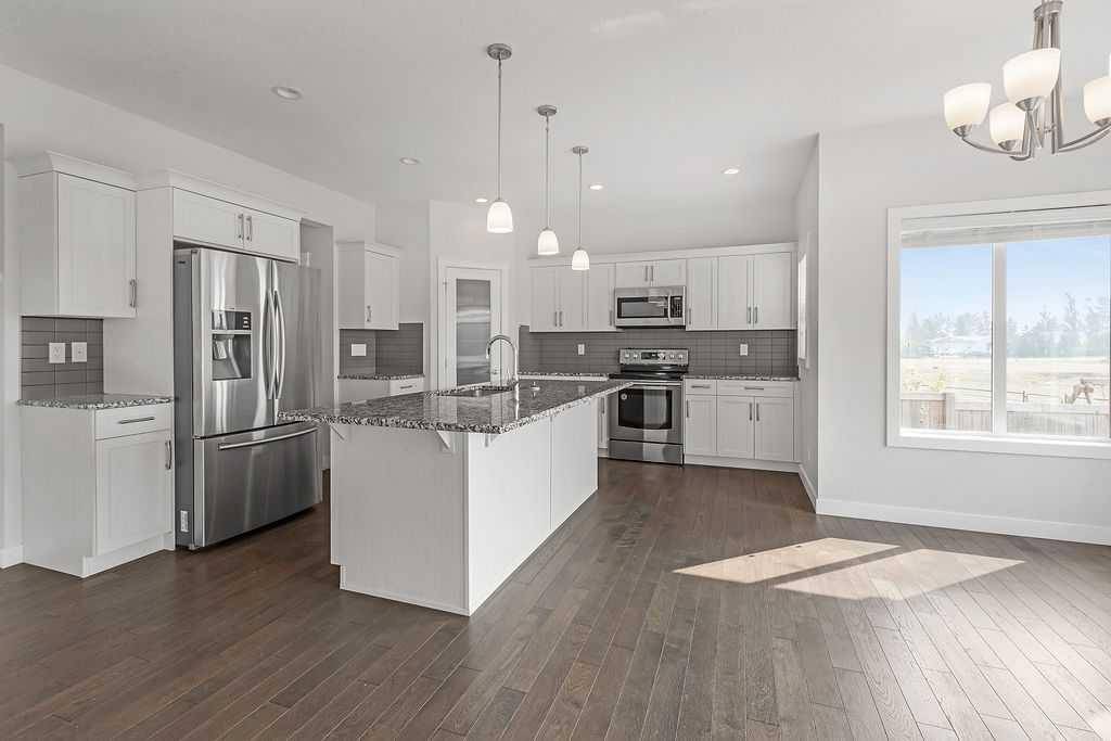 Chestermere, AB T1X 0T5,220 Aspenmere CIR