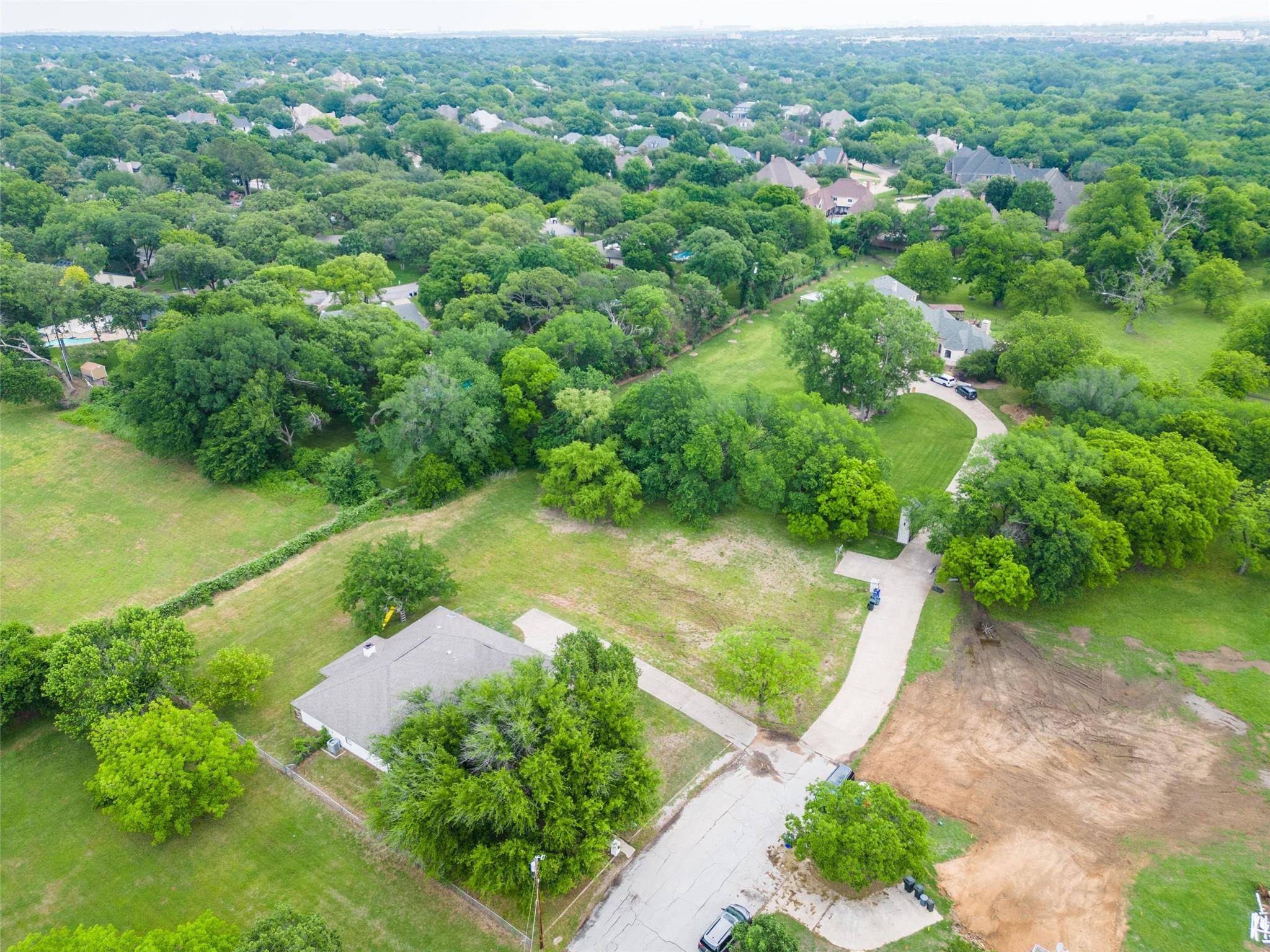 Colleyville, TX 76034,2304 Oak Knoll Court