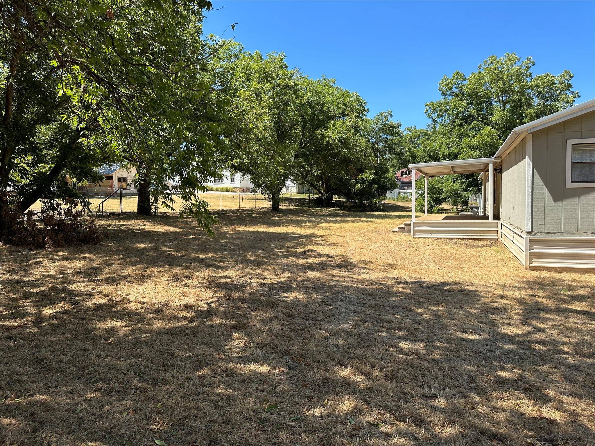 Blanket, TX 76432,608 4th Street