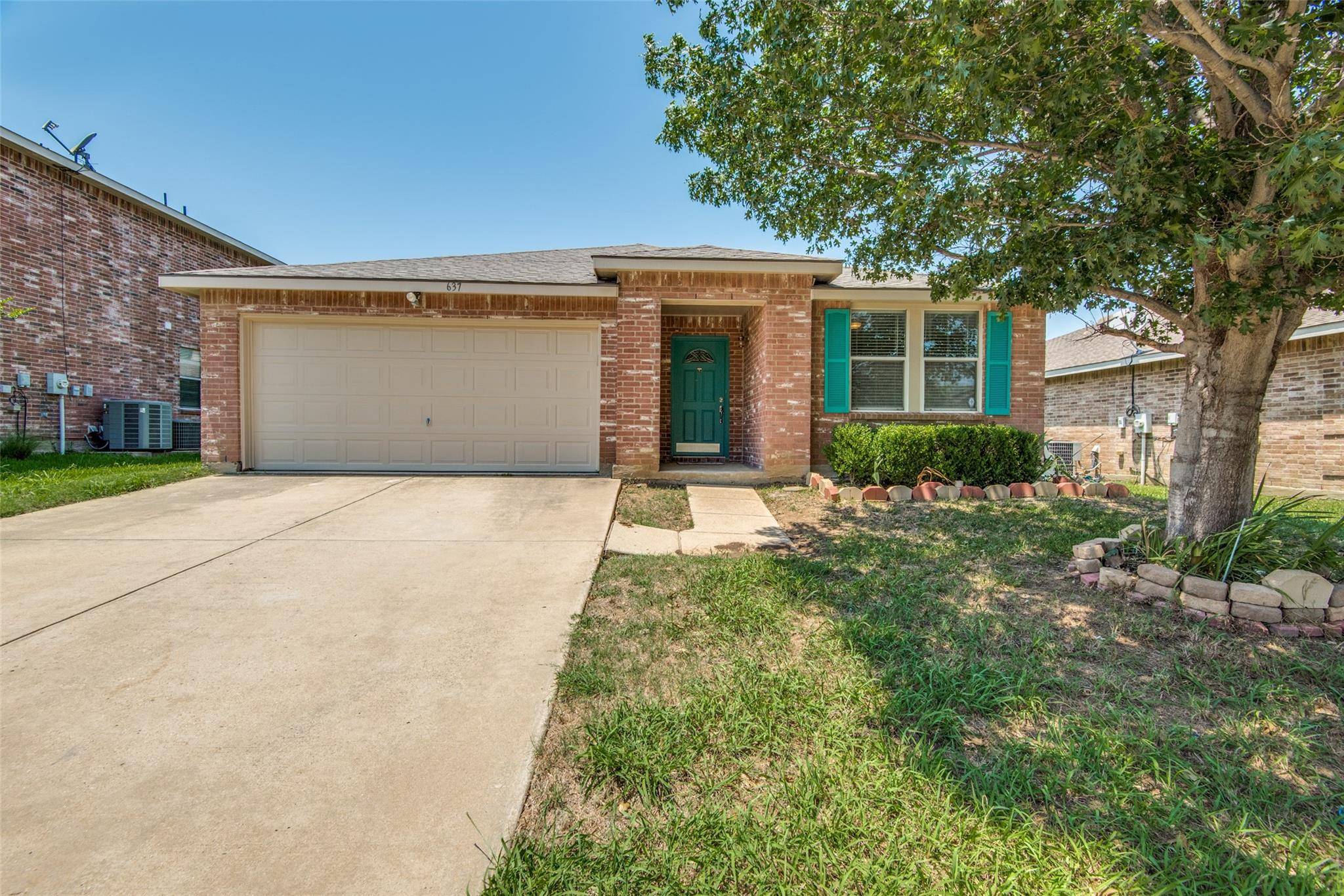 Arlington, TX 76002,637 Silvertop Road