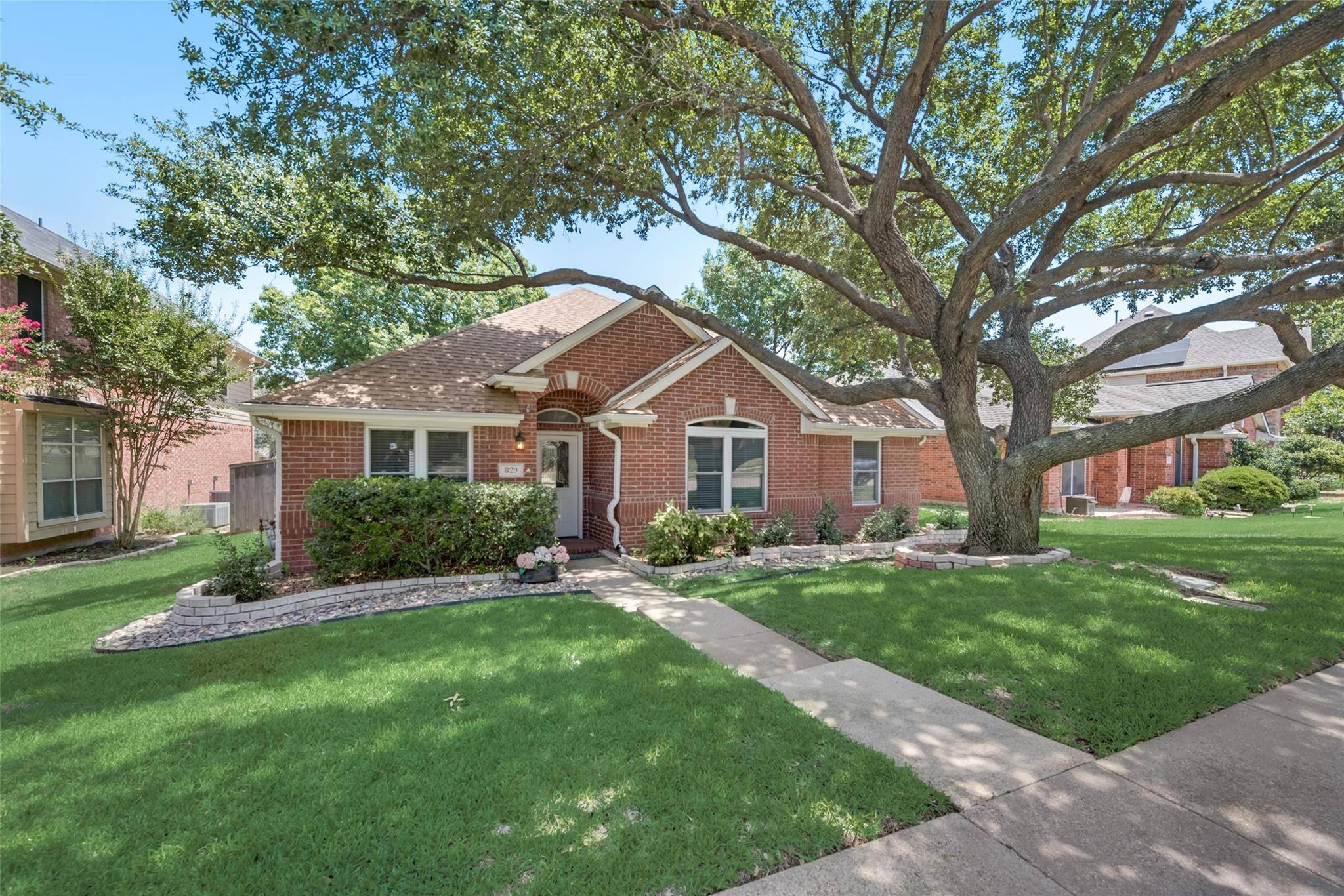 Lewisville, TX 75077,829 High Meadow Court