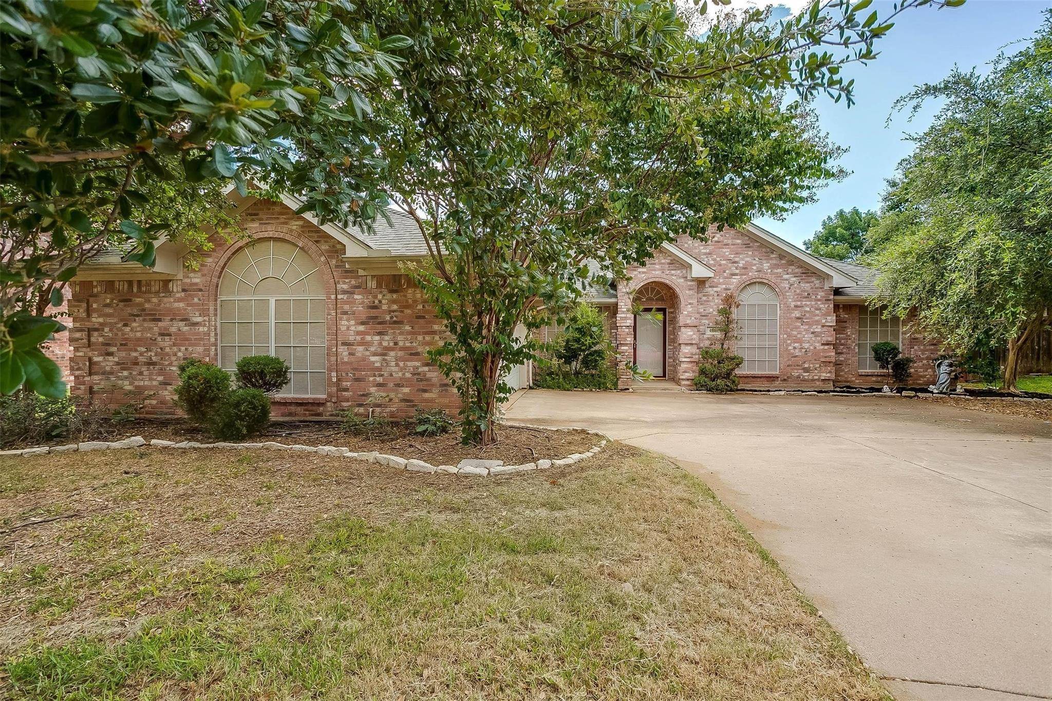 Kennedale, TX 76060,418 Steeplechase Trail