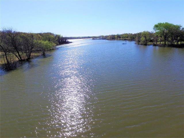 West Tawakoni, TX 75474,305 Vanceville Drive