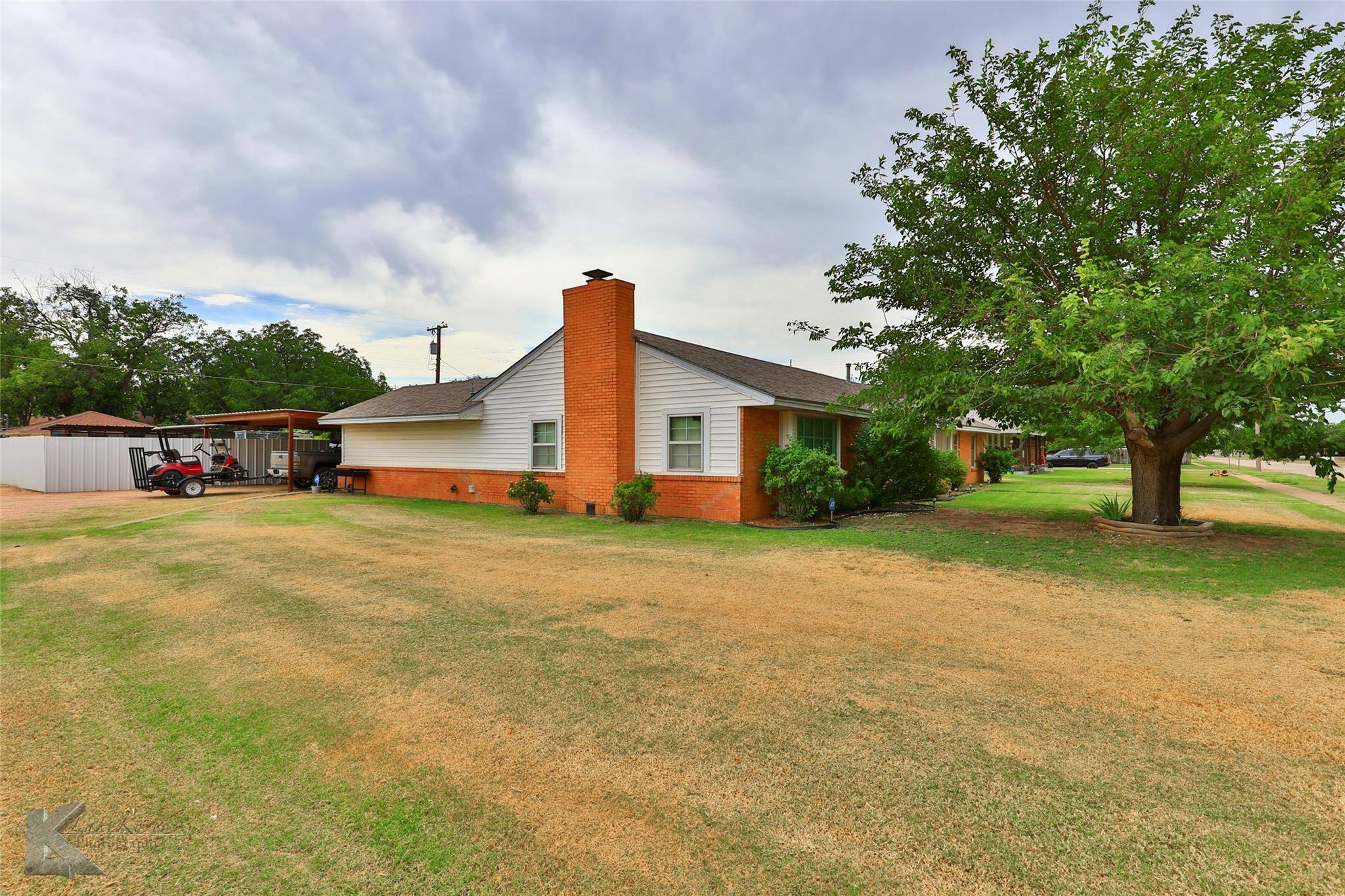 Hamlin, TX 79520,333 NW Avenue B