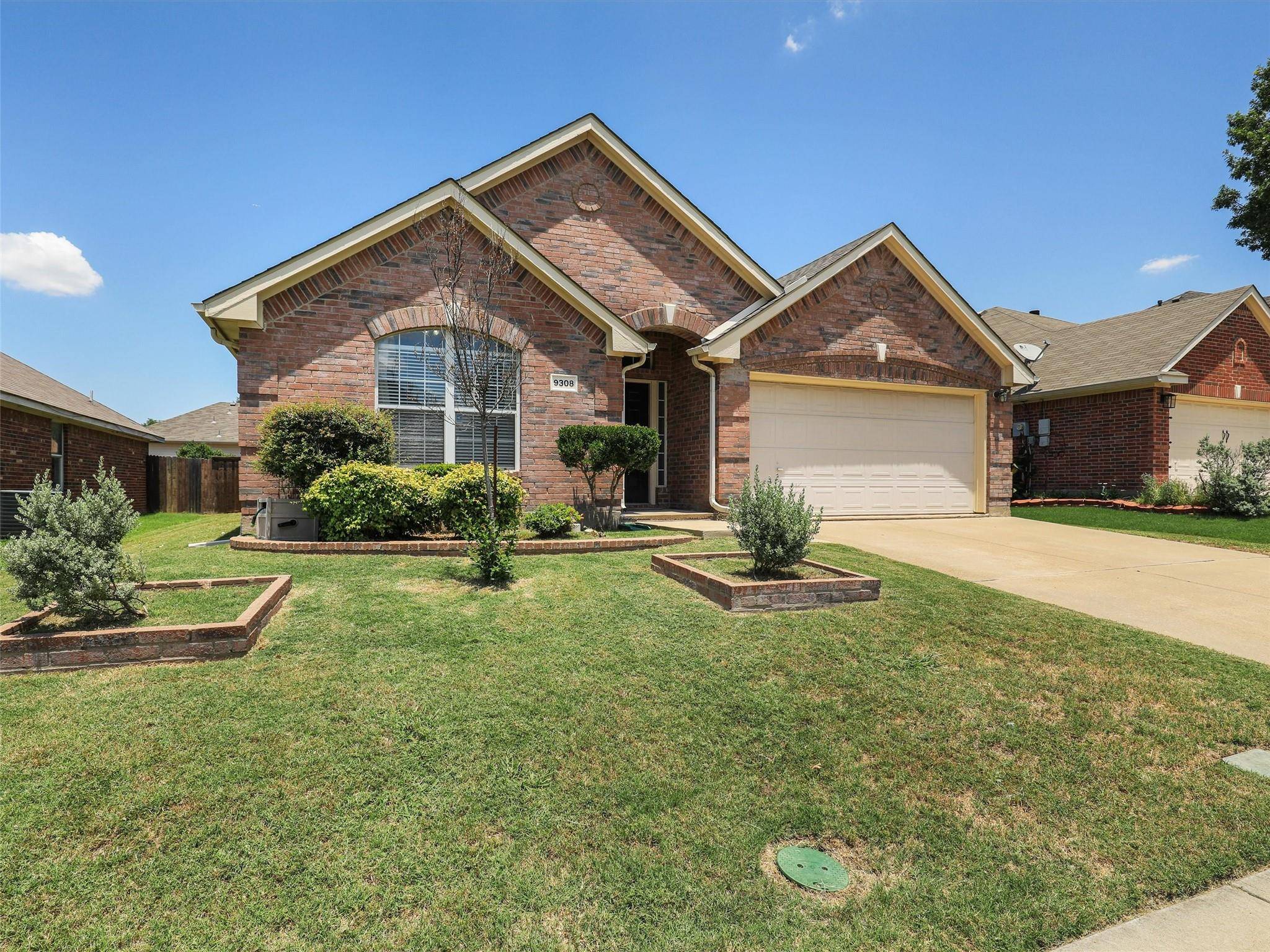 Mckinney, TX 75071,9308 Bedford Lane