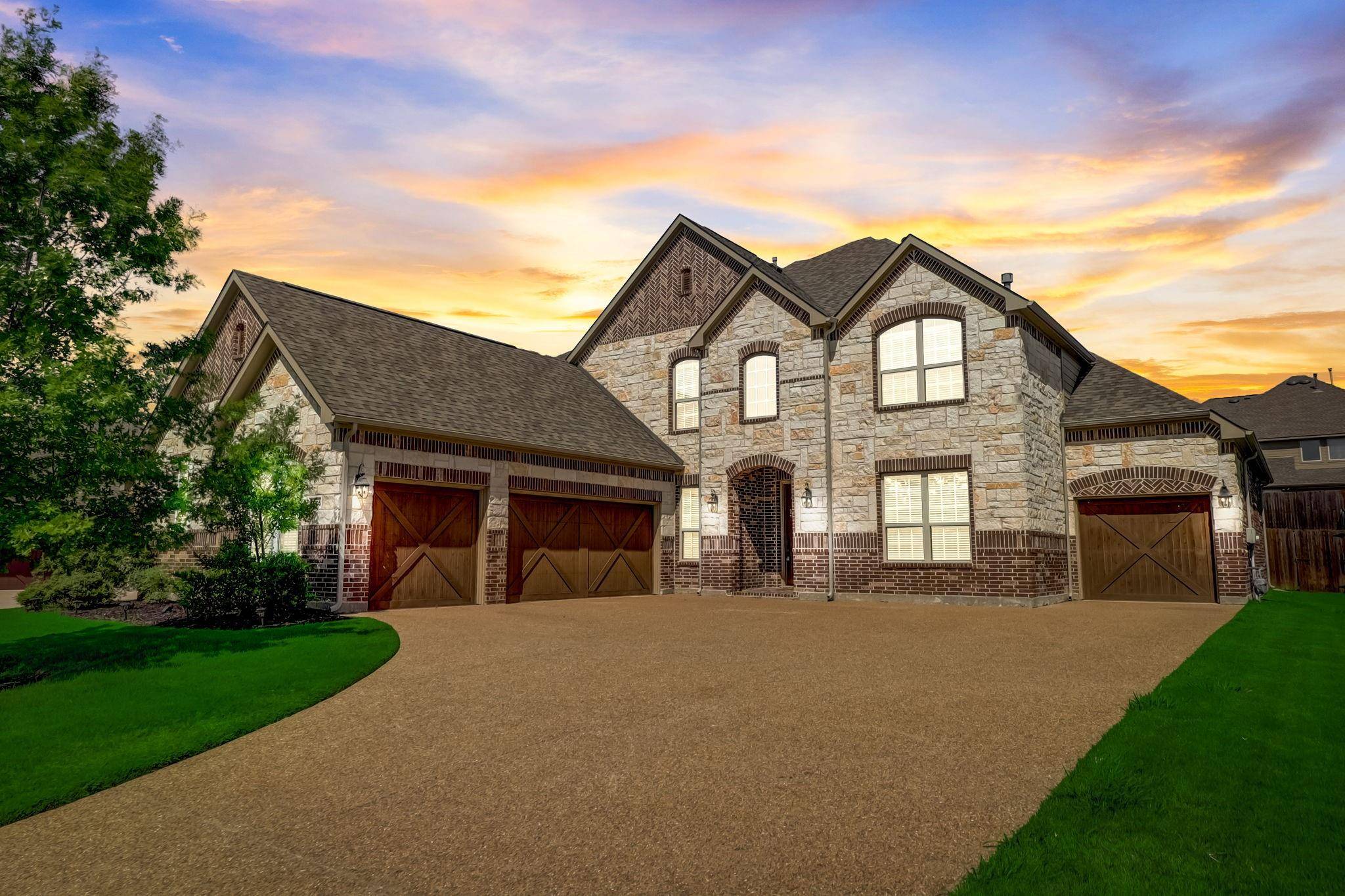 Rowlett, TX 75089,9205 Waters Lane