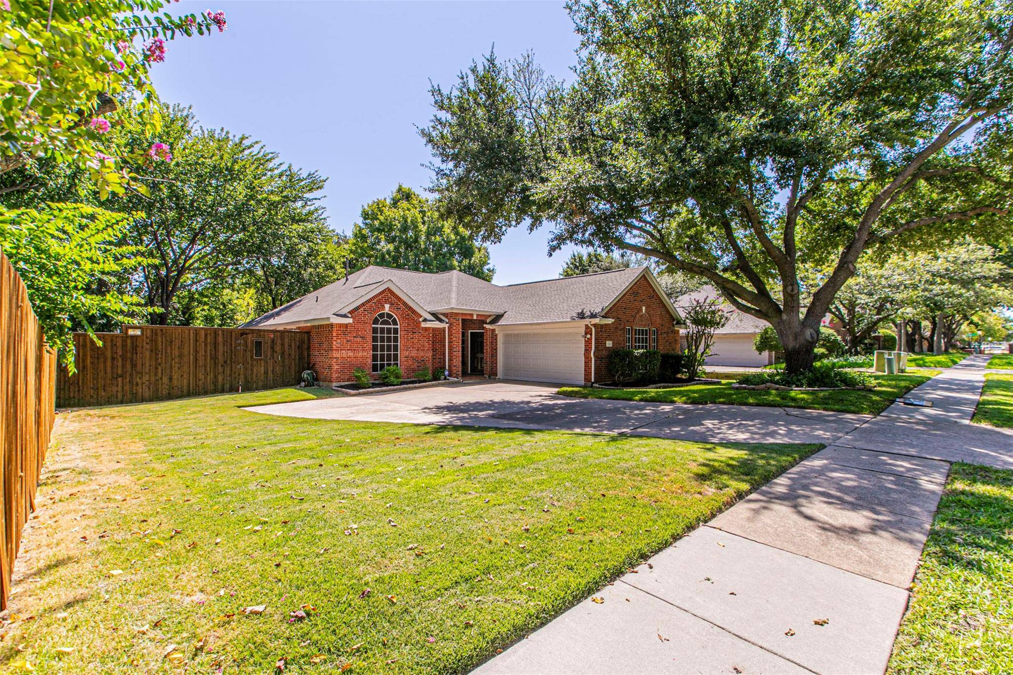 Allen, TX 75013,607 Bel Air Drive