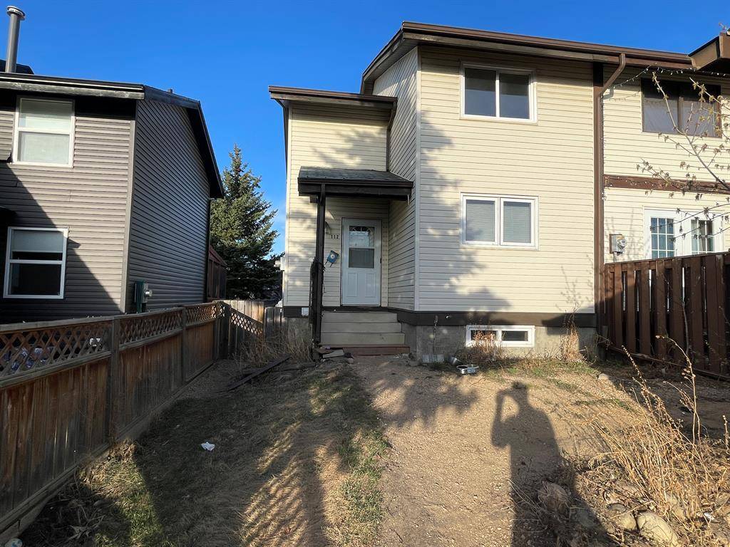 Fort Mcmurray, AB T9J 1B6,112 Aurora PL