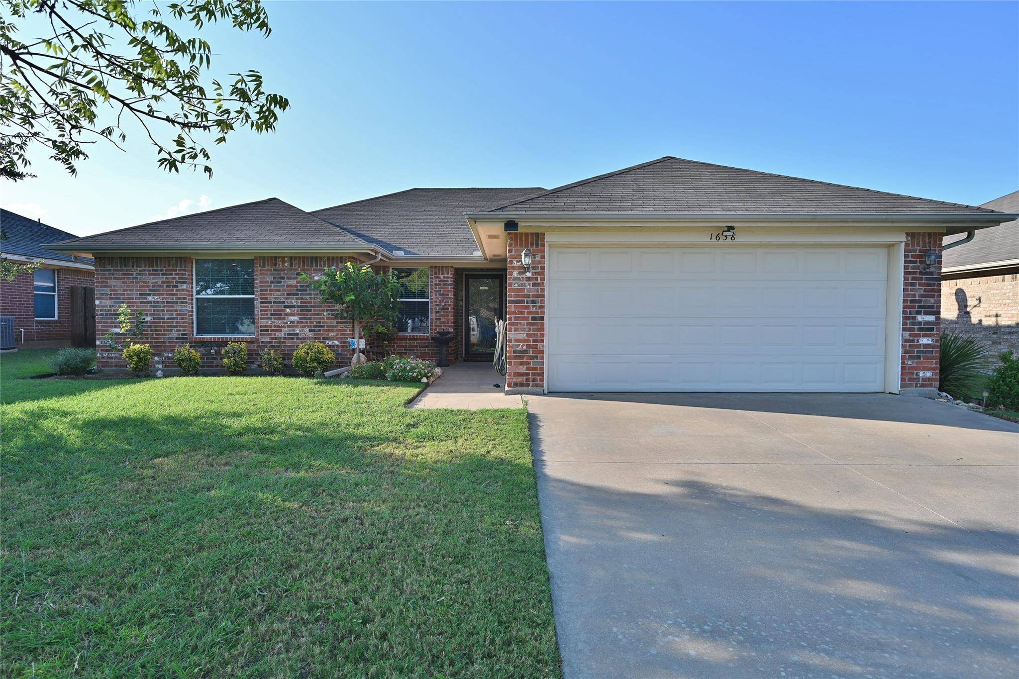 Cleburne, TX 76033,1638 Turtledove Drive