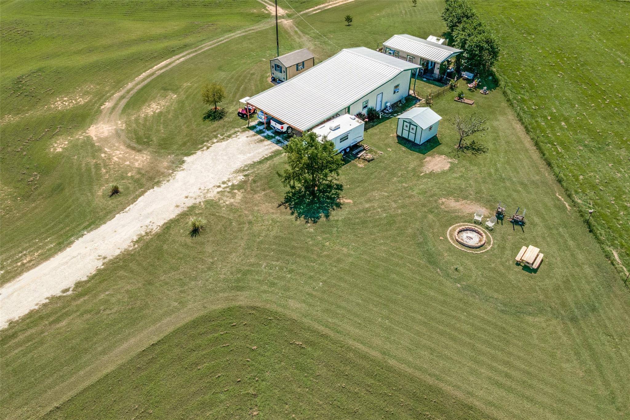 Grandview, TX 76050,8776 County Road 303