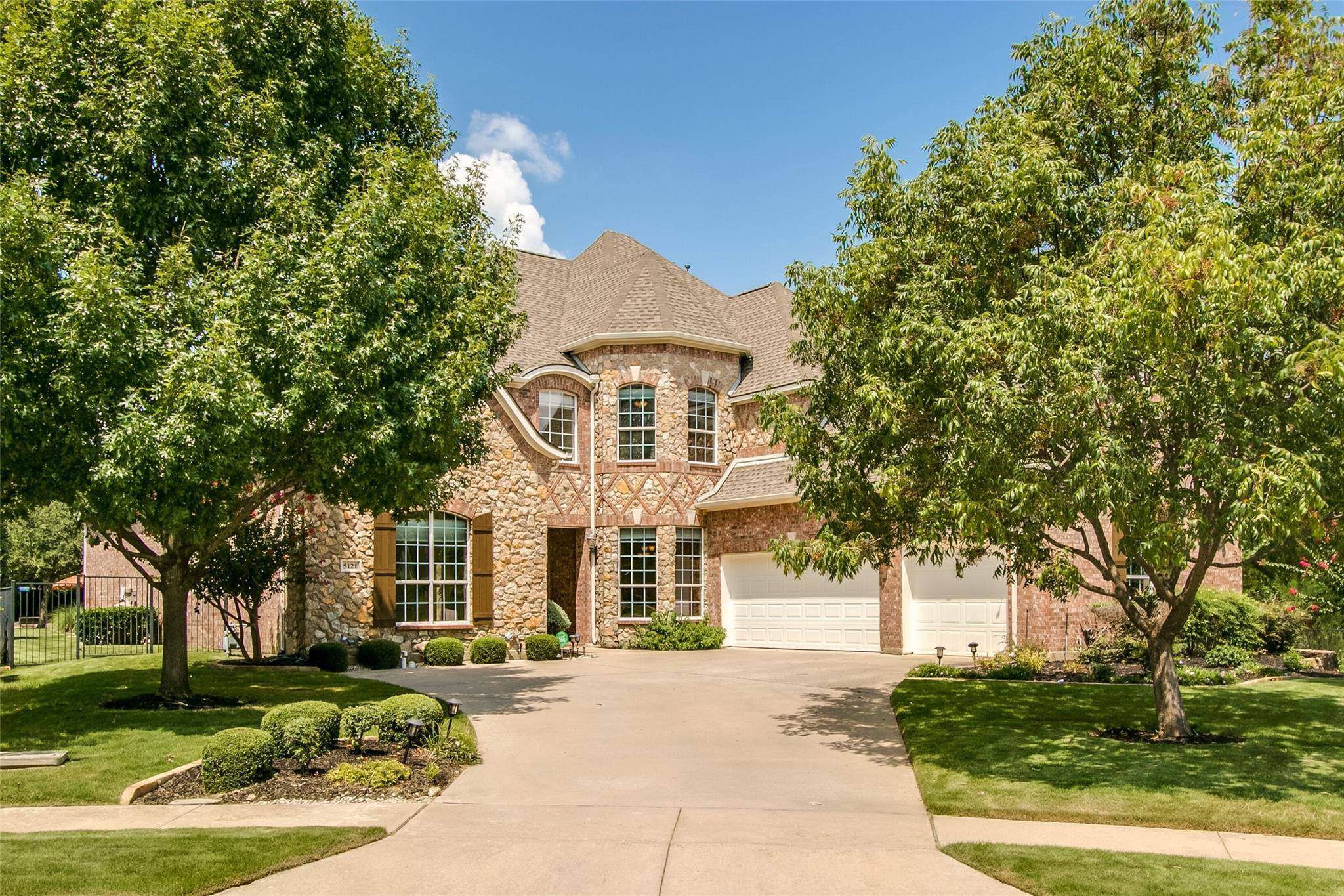 Flower Mound, TX 75028,5121 Mystic Hollow Court