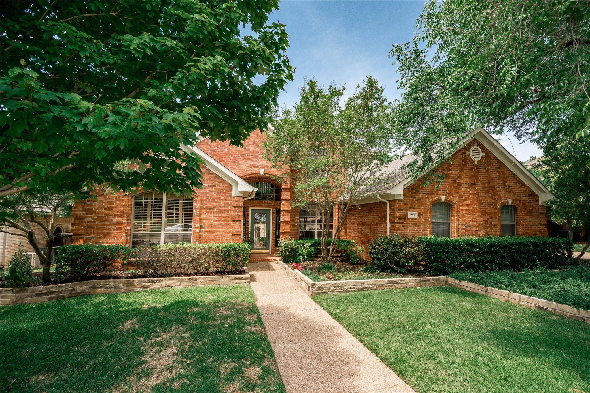 Flower Mound, TX 75022,1917 Kipling Drive