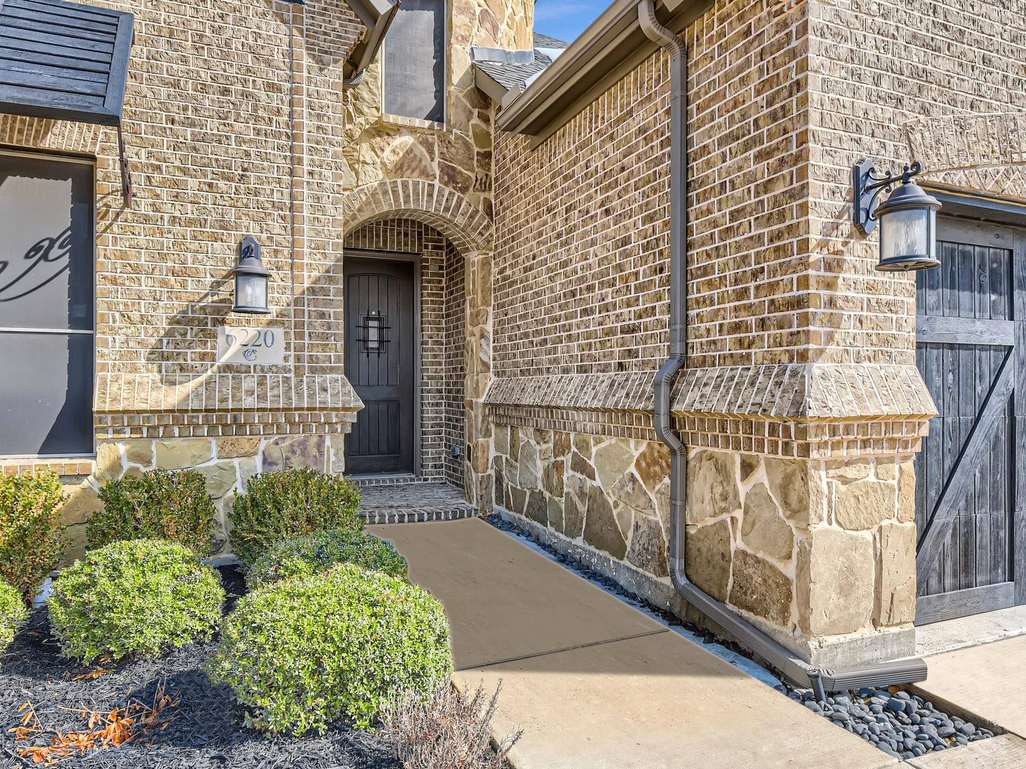 Flower Mound, TX 76226,6220 Savannah Oak Trail