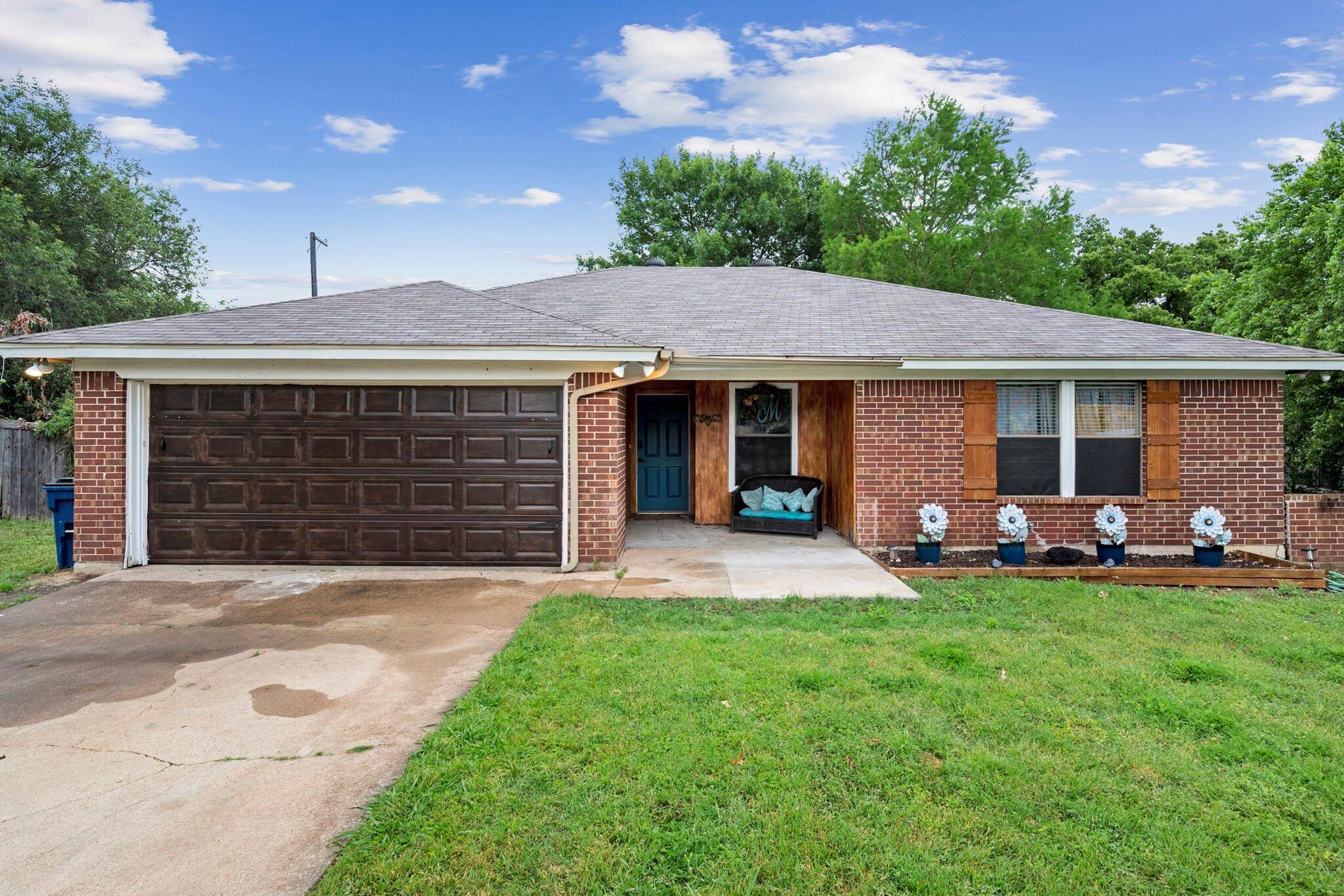 Burleson, TX 76028,948 Aspen Court