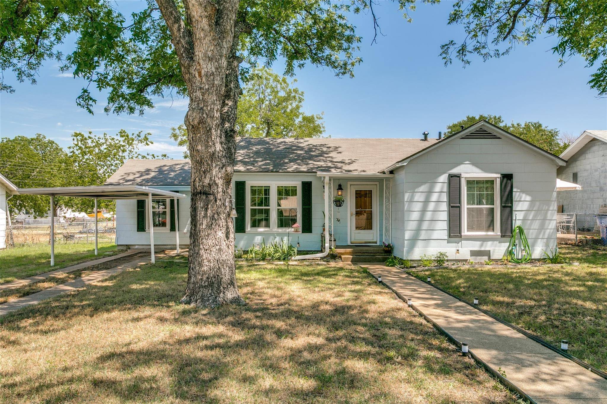 Graham, TX 76450,1323 Morningside Avenue